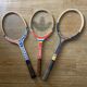 Série de 3 raquettes en bois vintage