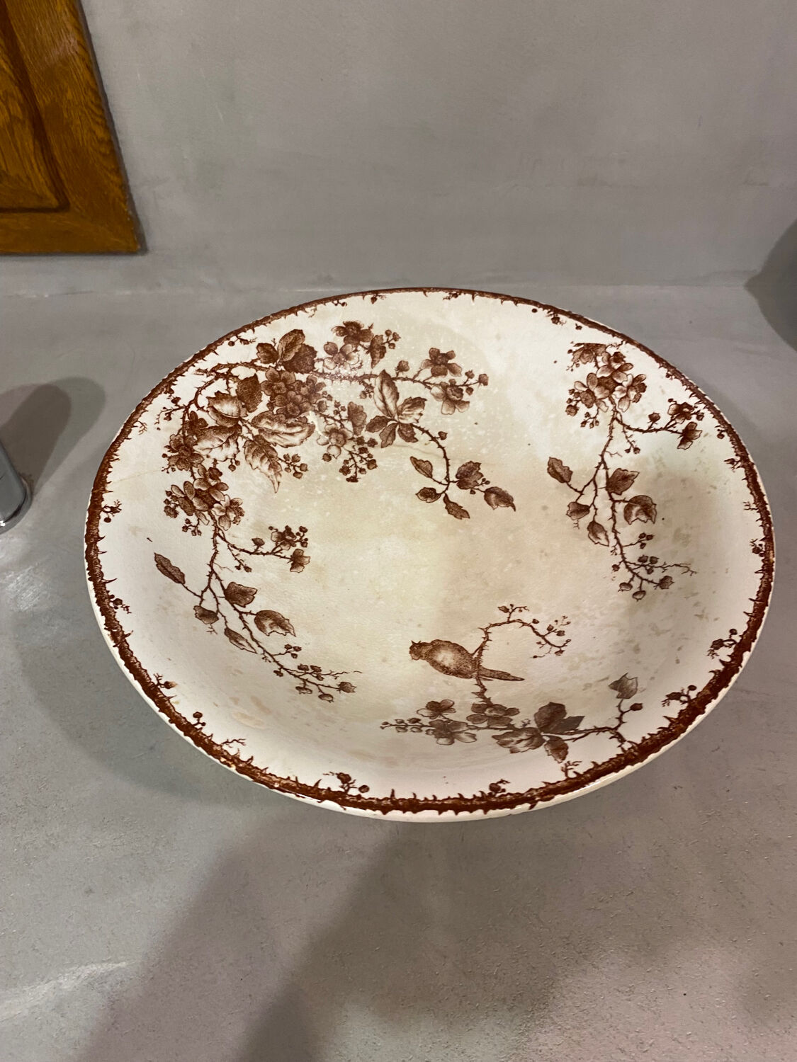 Gien gold medal warbler fruit bowl