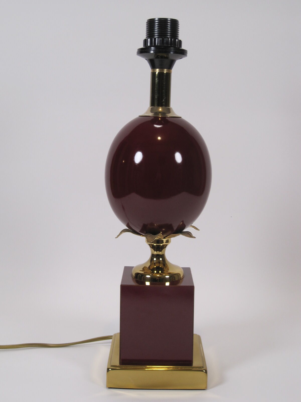 Luxury light lamp lounge egg ostrich 1970 awarded to Louis Drimmer