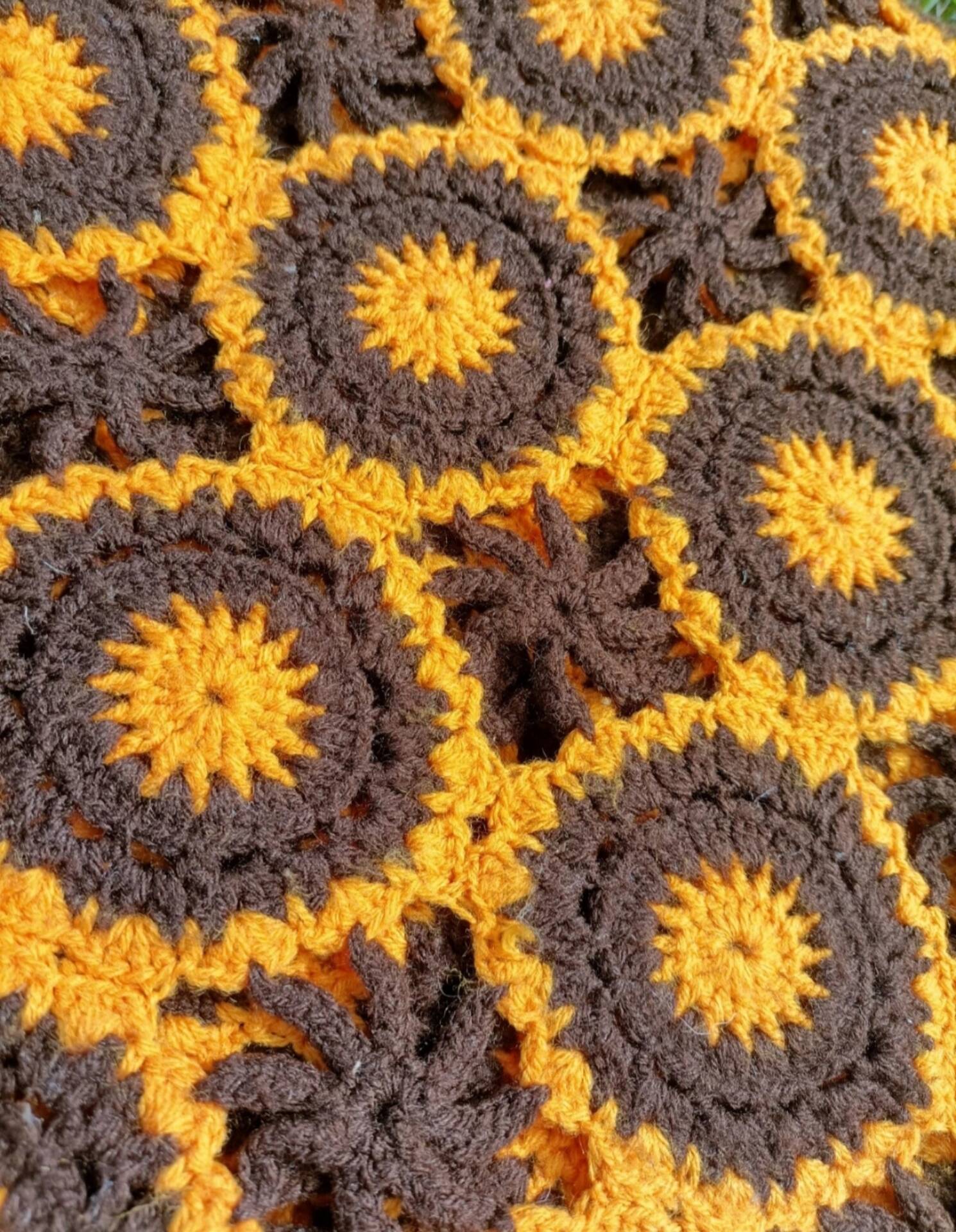 Bedspread/Decorative Throw 💐