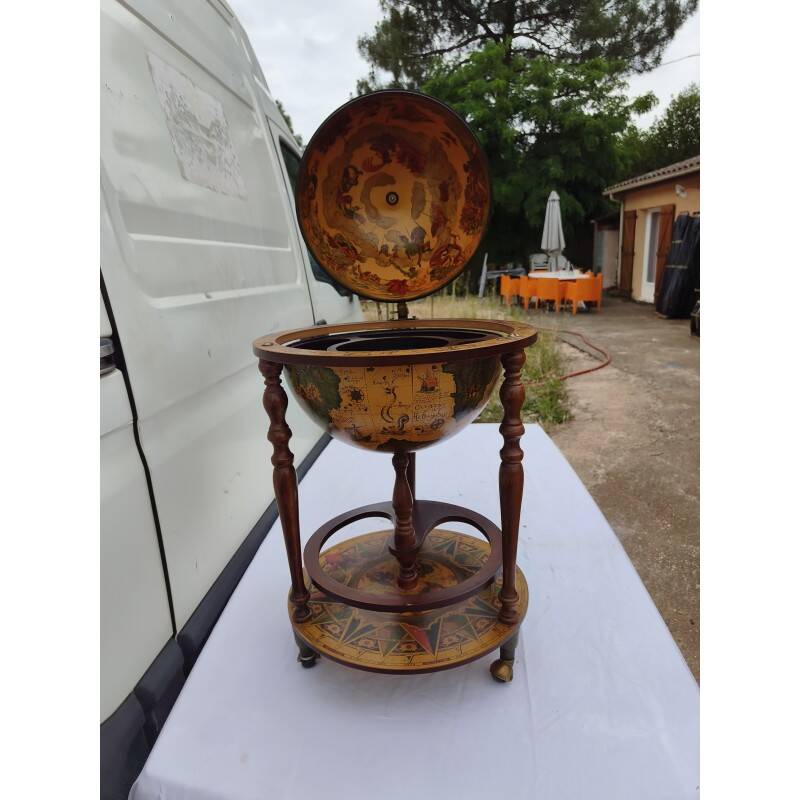 Bar globe terrestre vintage mappemonde en bois avec roulettes