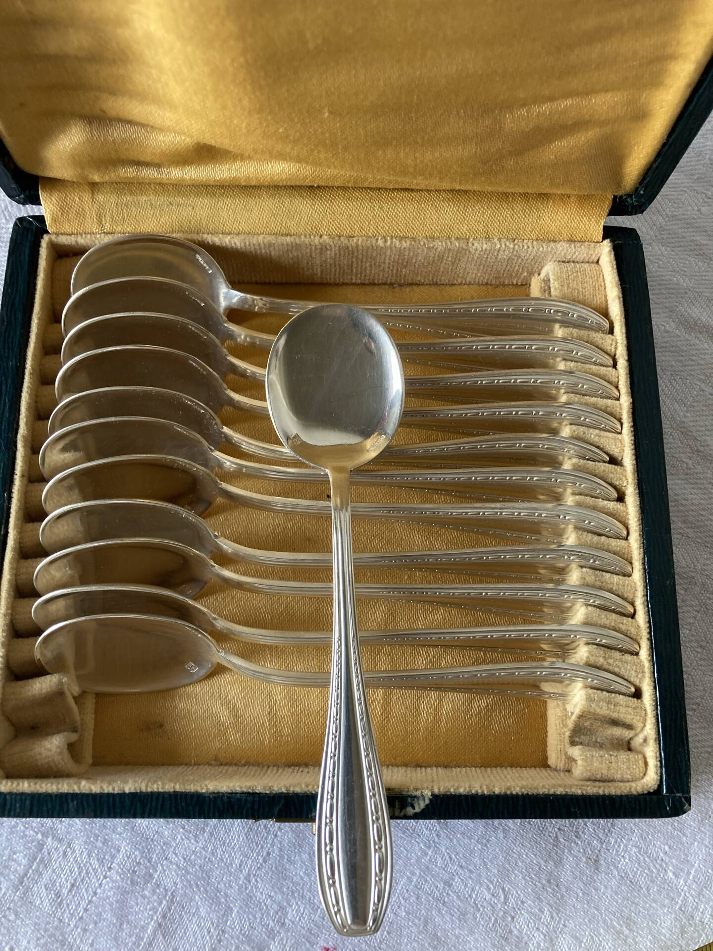 12 silver-plated metal ice cream spoons Ercuis, Toledo model