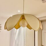Vintage flower petal suspension