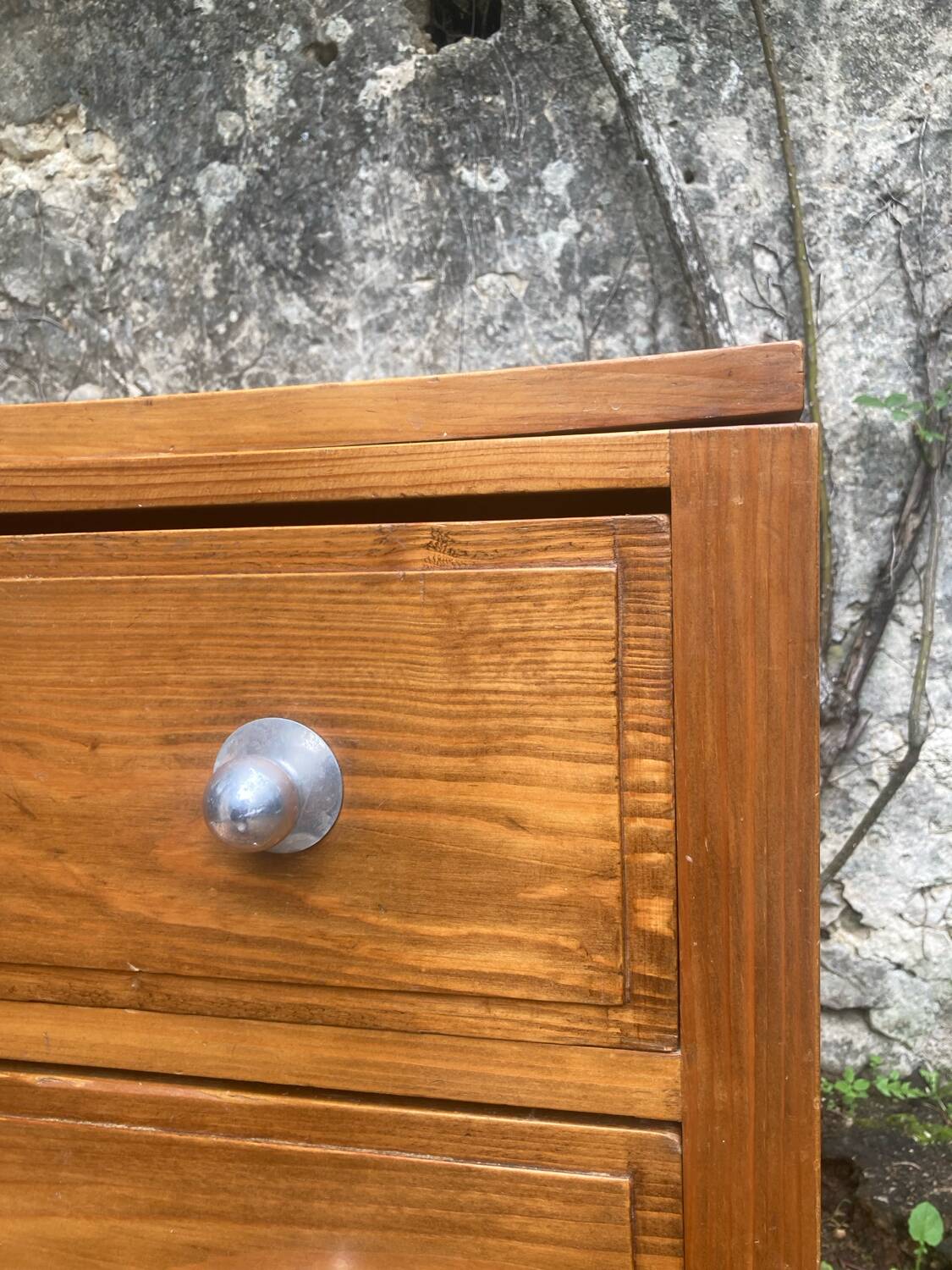 Vintage pine chest of drawers