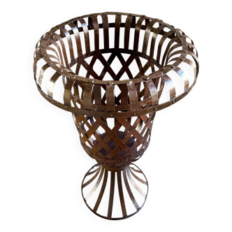 Pot, Médicis cache-pot in woven cast iron