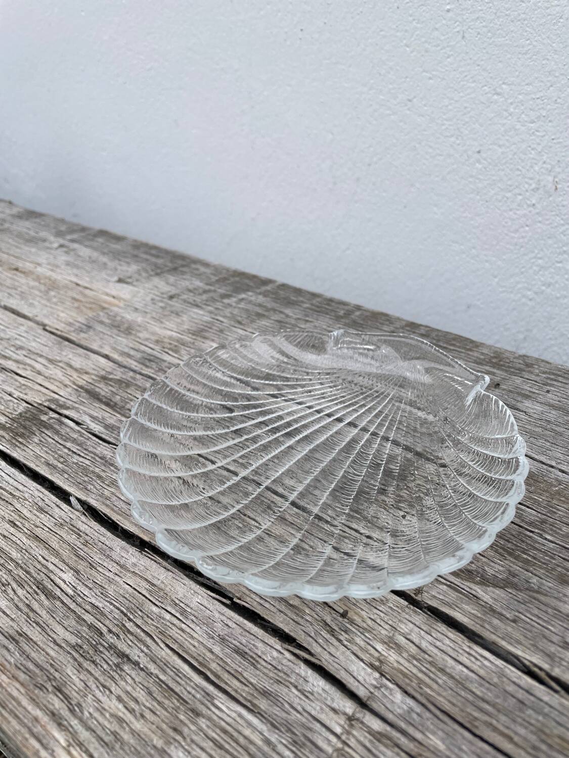 Vintage glass shell bowl