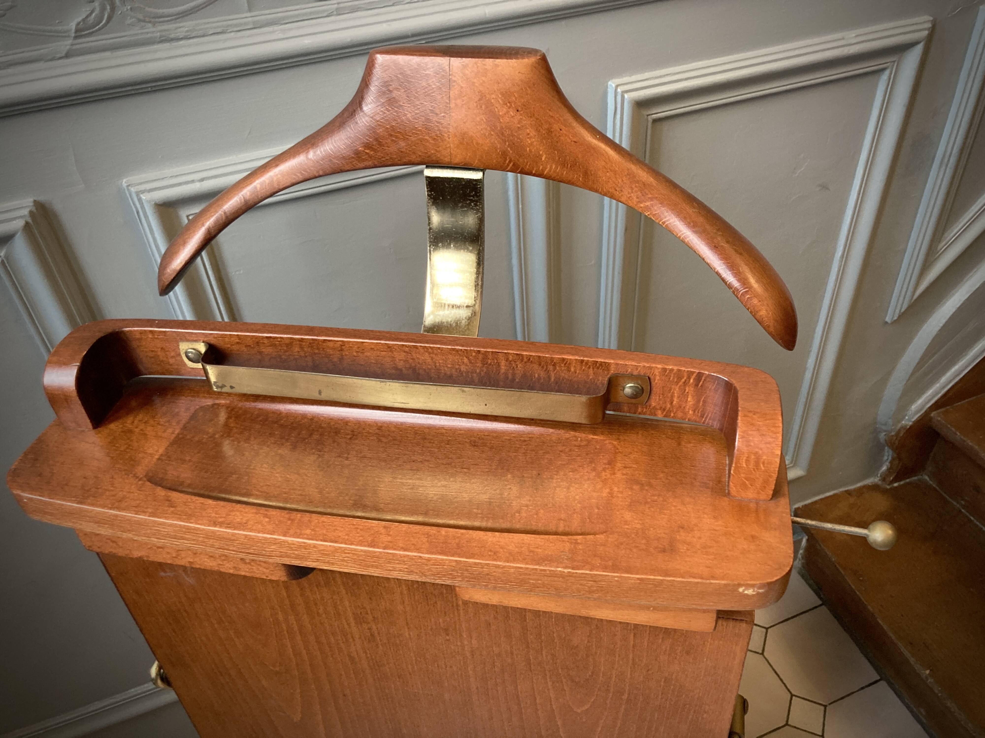 Fratelli Reguitti heated valet