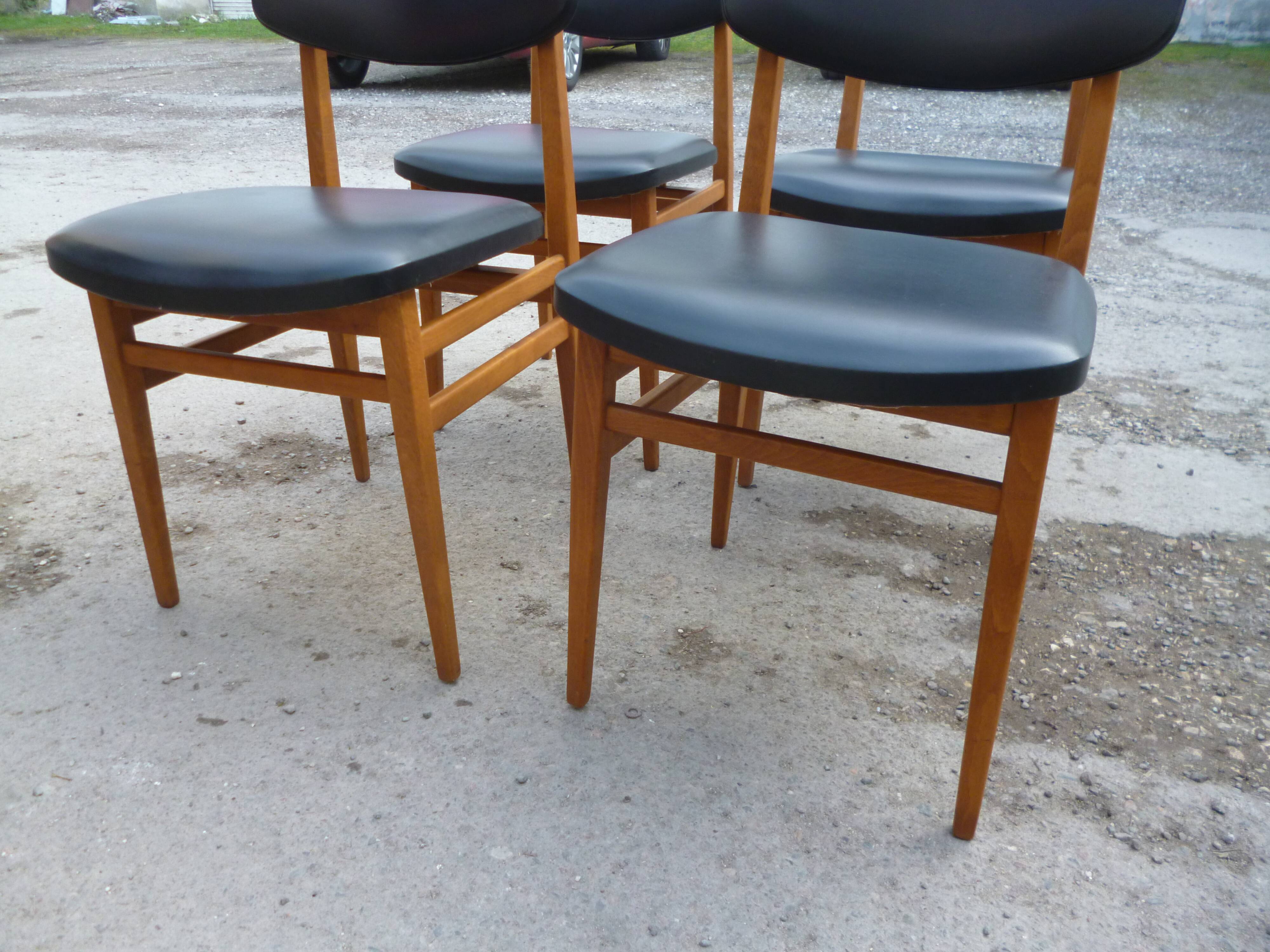 4 scandinavian chairs