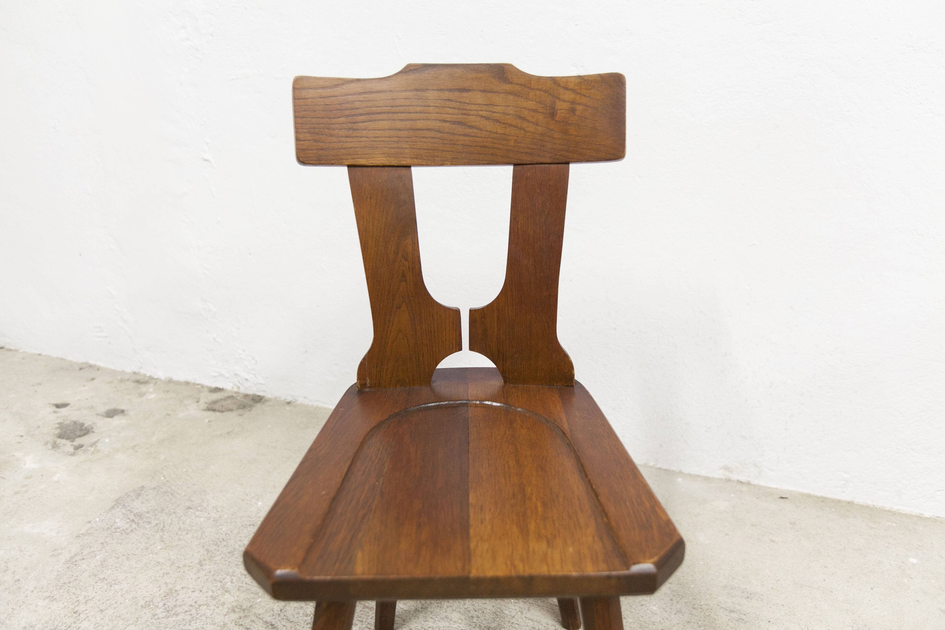 Chaise brutaliste 1960 bois massif