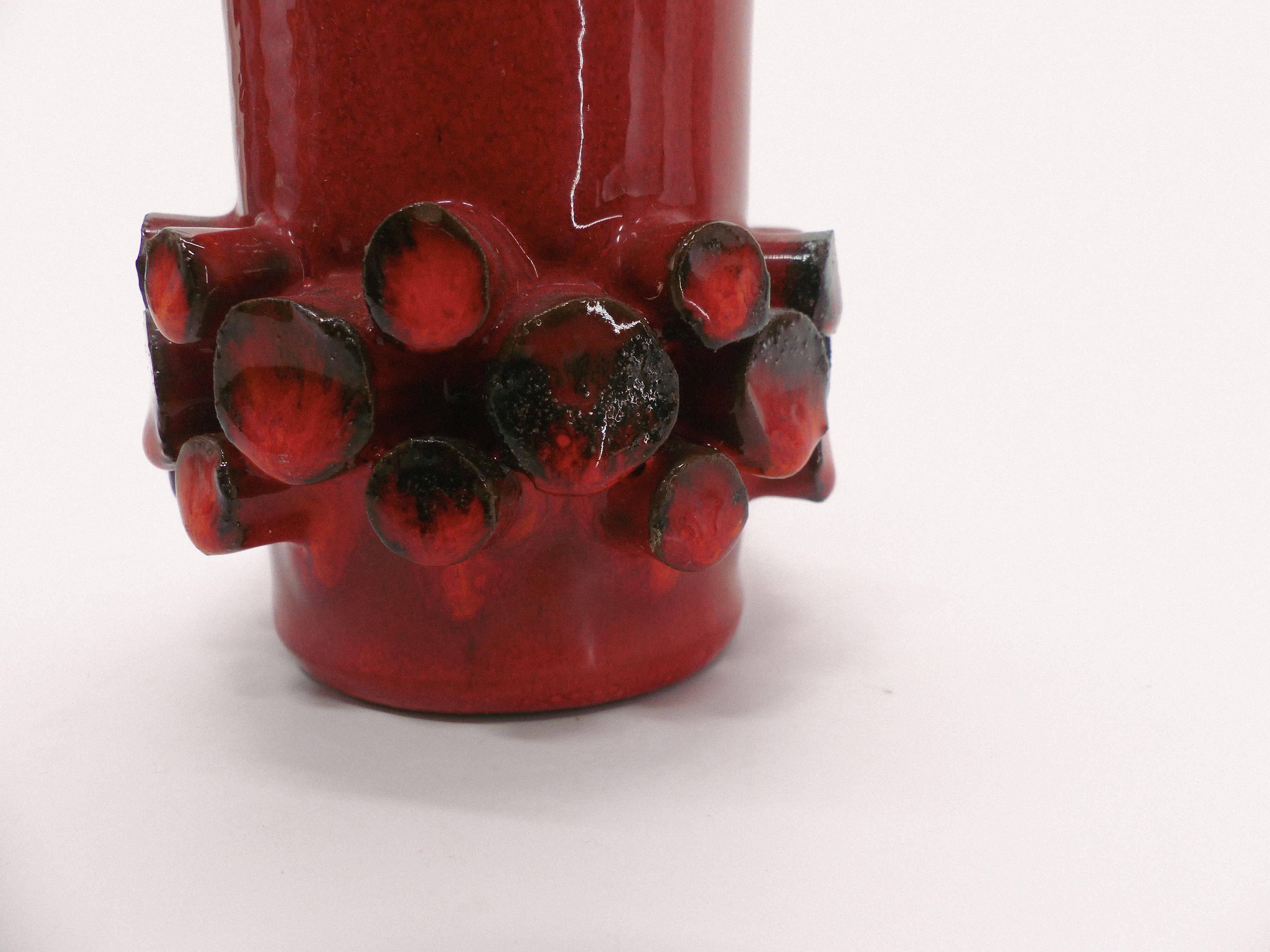 Hans Welling red Ceralux vase - Ceramano 1960