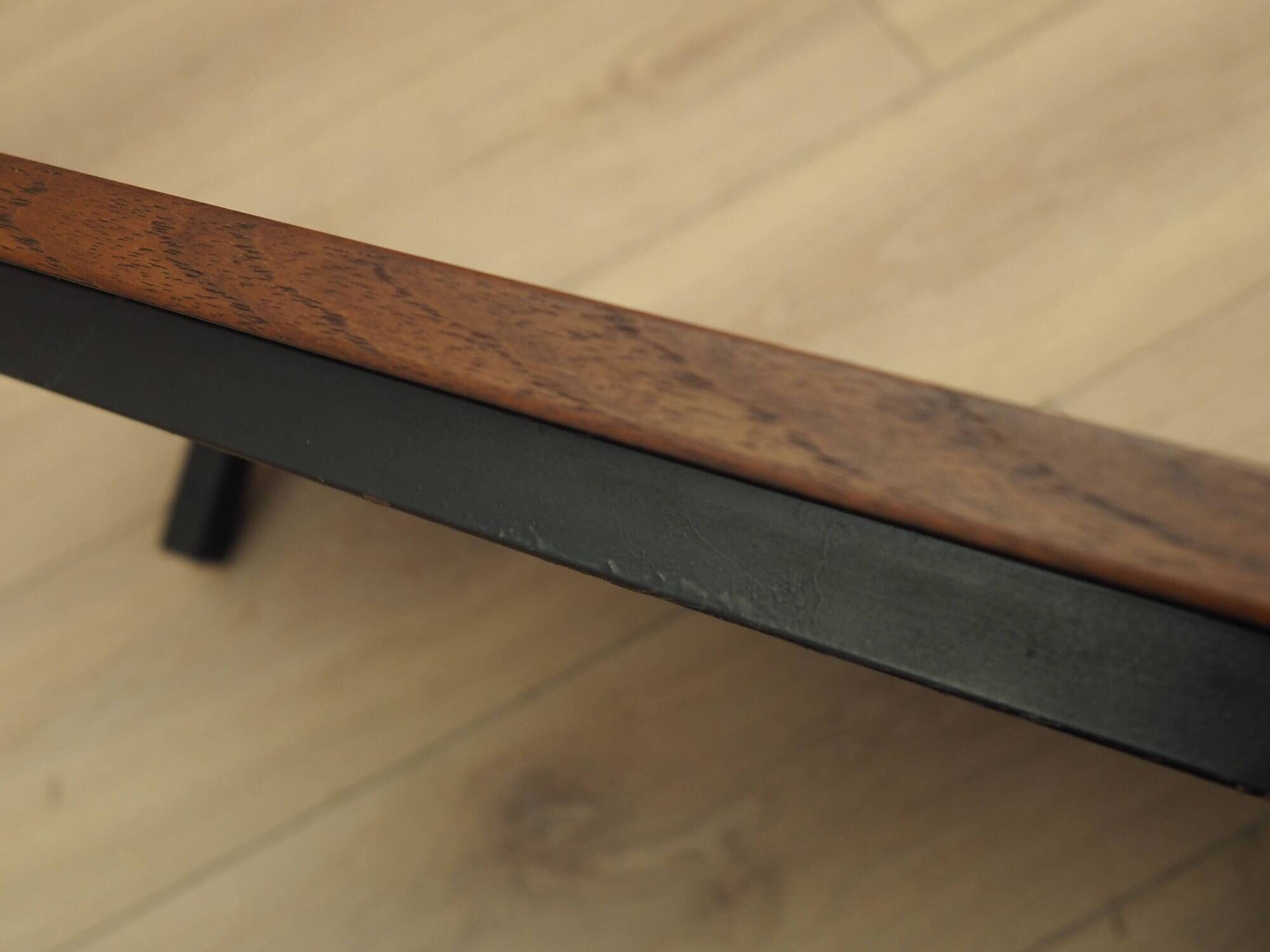 Table basse en teck Ole Bjerregaard, Sorø Terminalborde, années 1980.