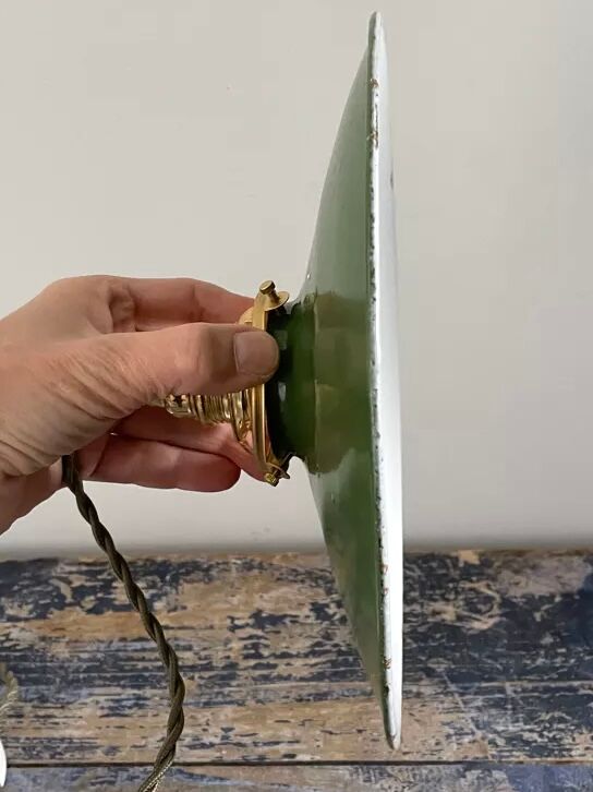 Vintage suspension in electrified green enamelled sheet metal with new