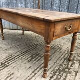 Antique cherry farmhouse table with 2 drawers and 1 pull-out
