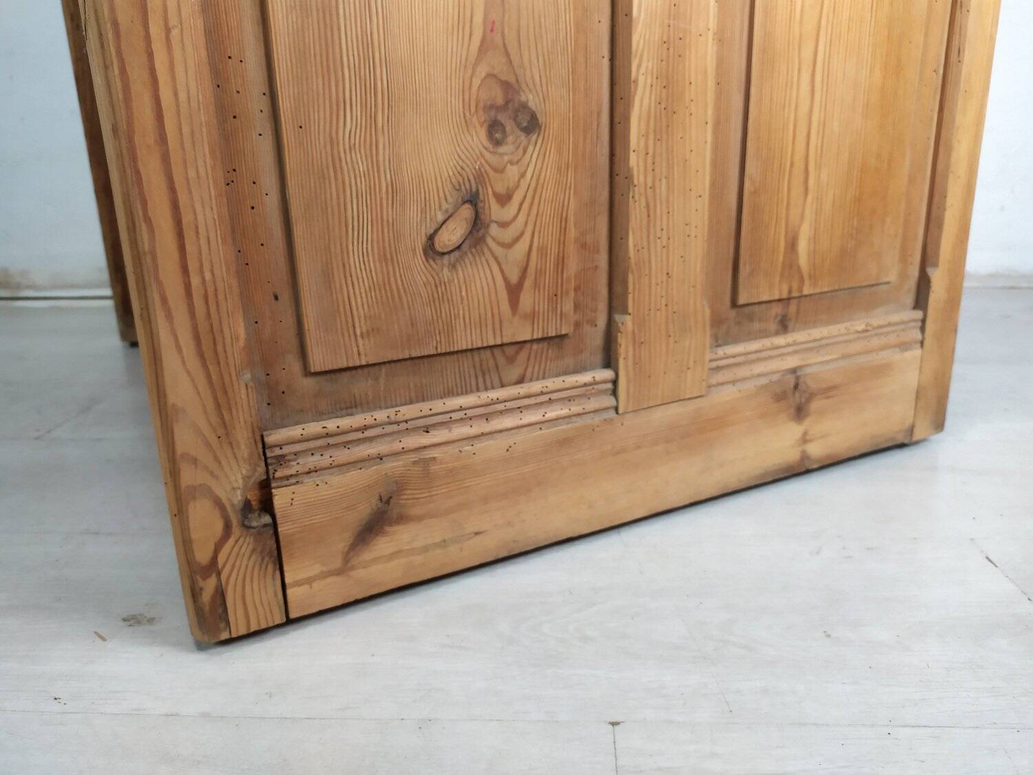 Striped pine office counter