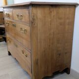 Antique marine chest of drawers in solid wood – charm and maritime spirit