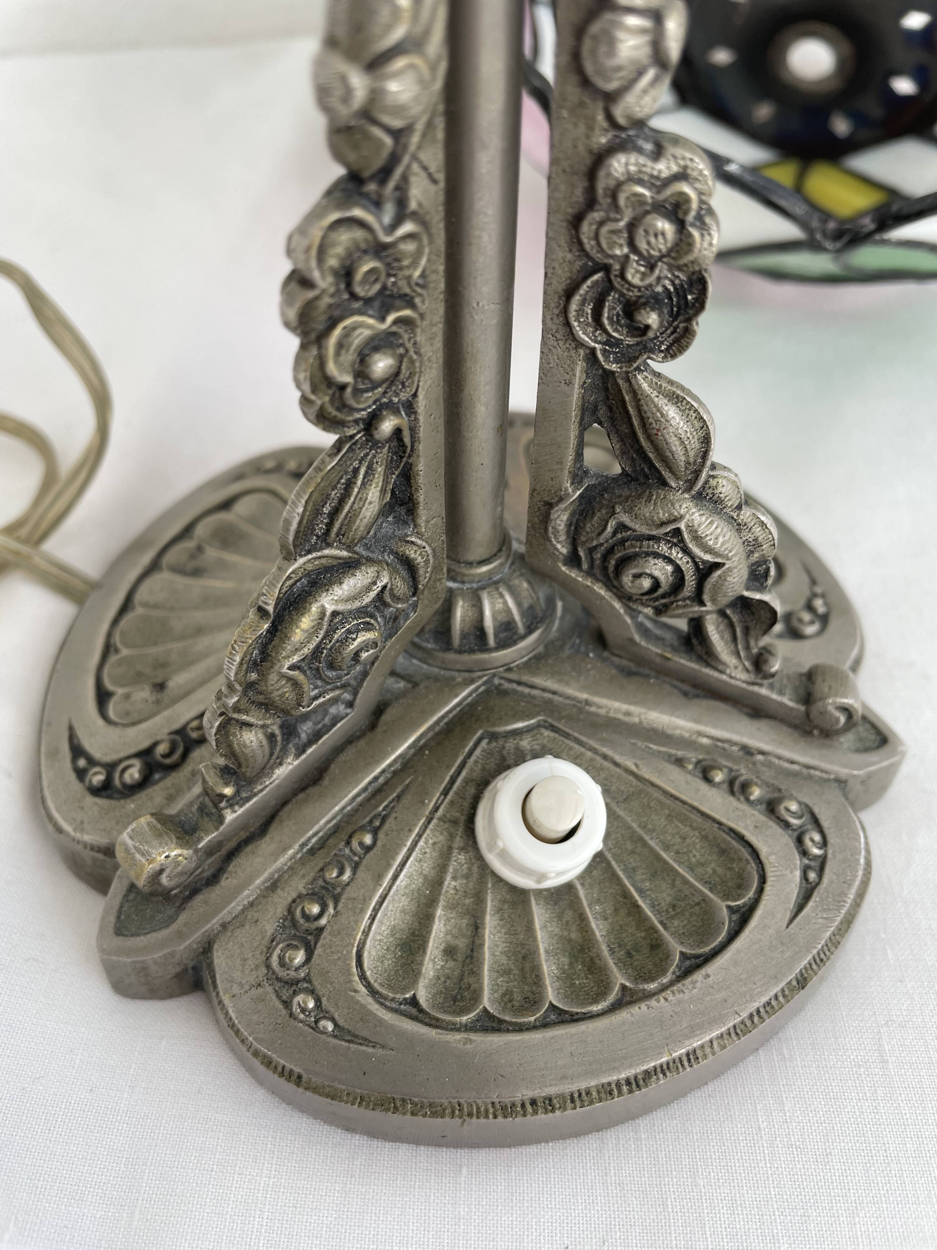 Tiffany style table lamp, stained glass lampshade, silver metal base, Art Nouveau style