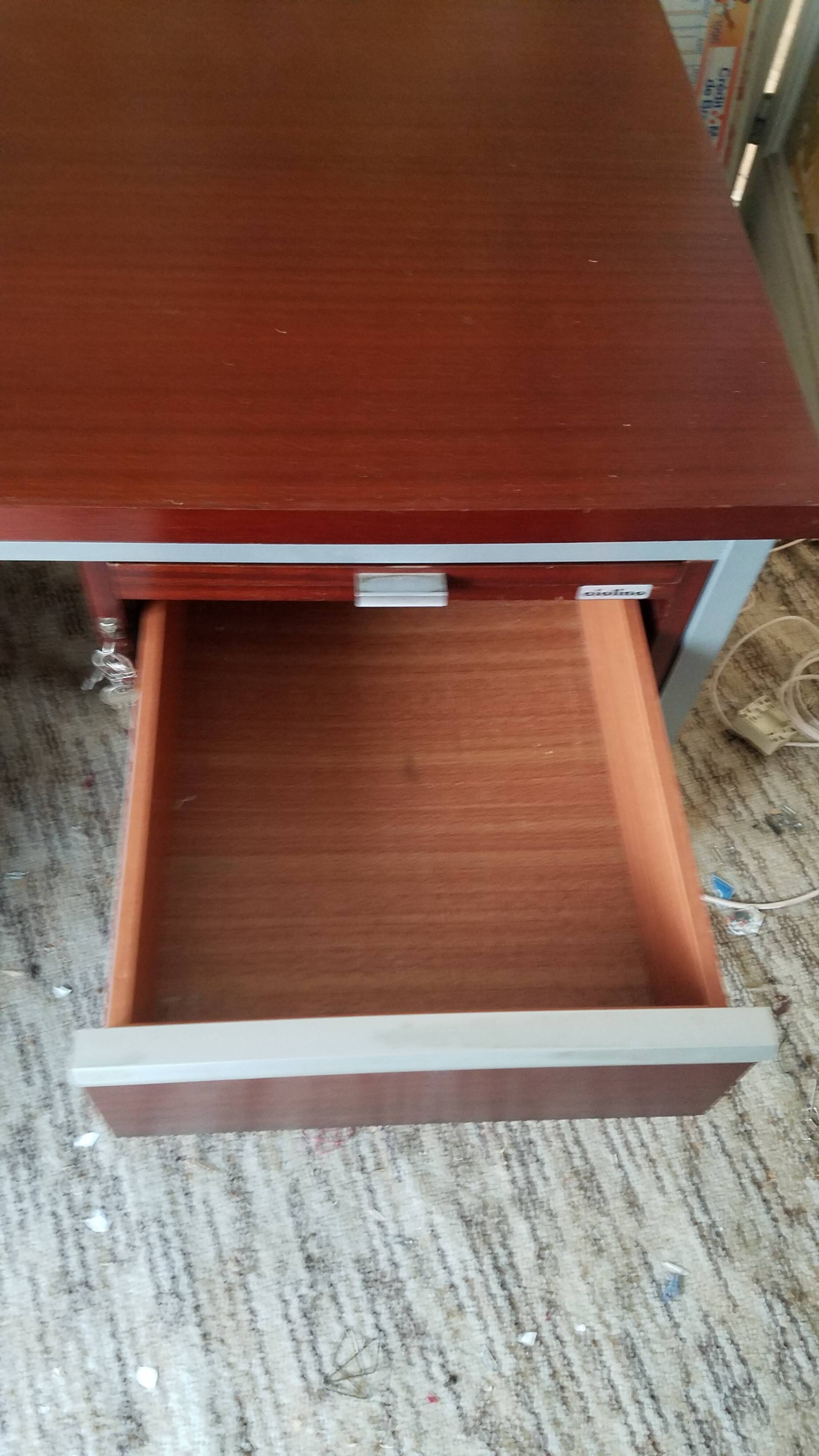 Office Ciolinodes 70s