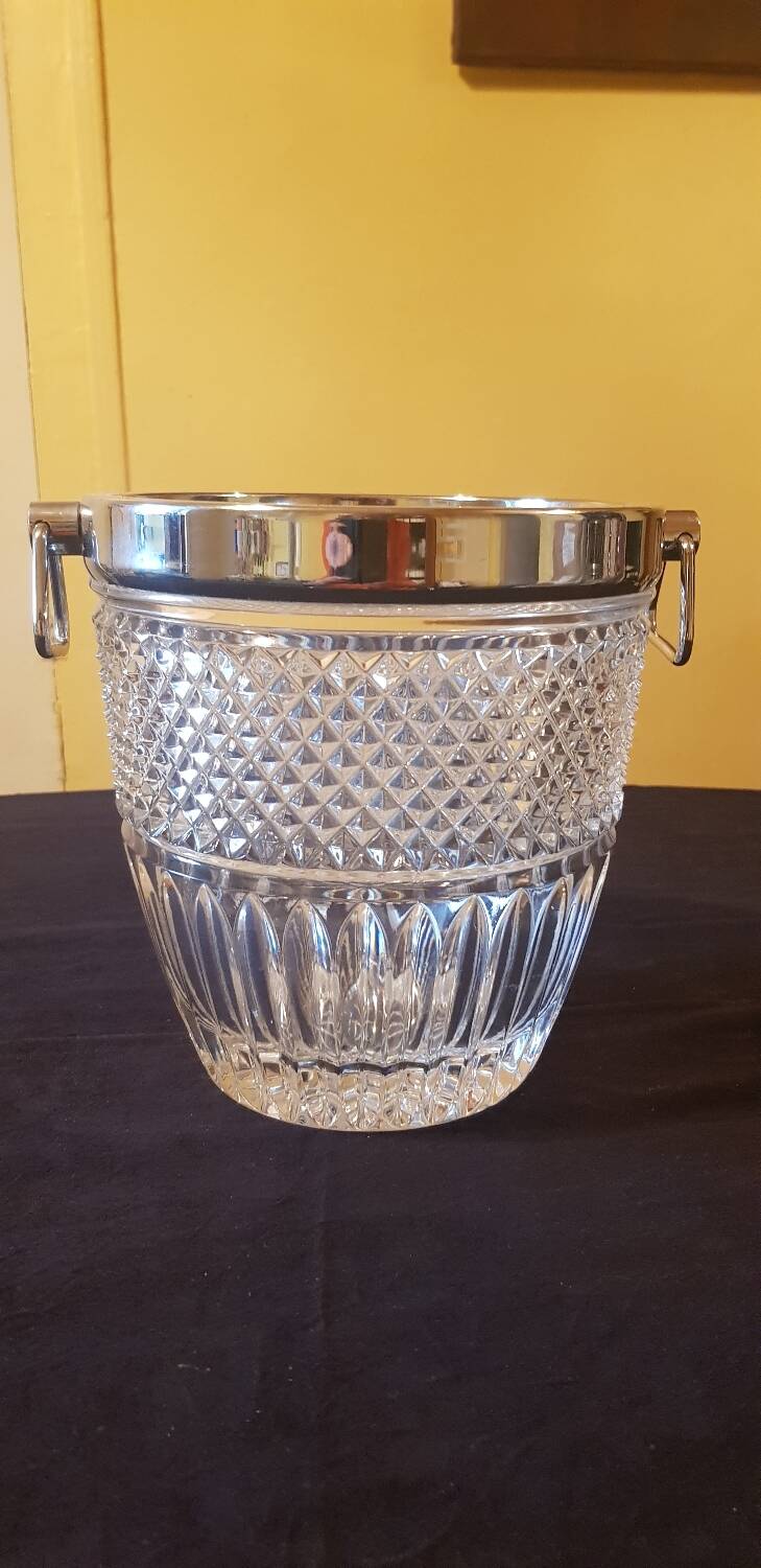 Crystal champagne bucket.