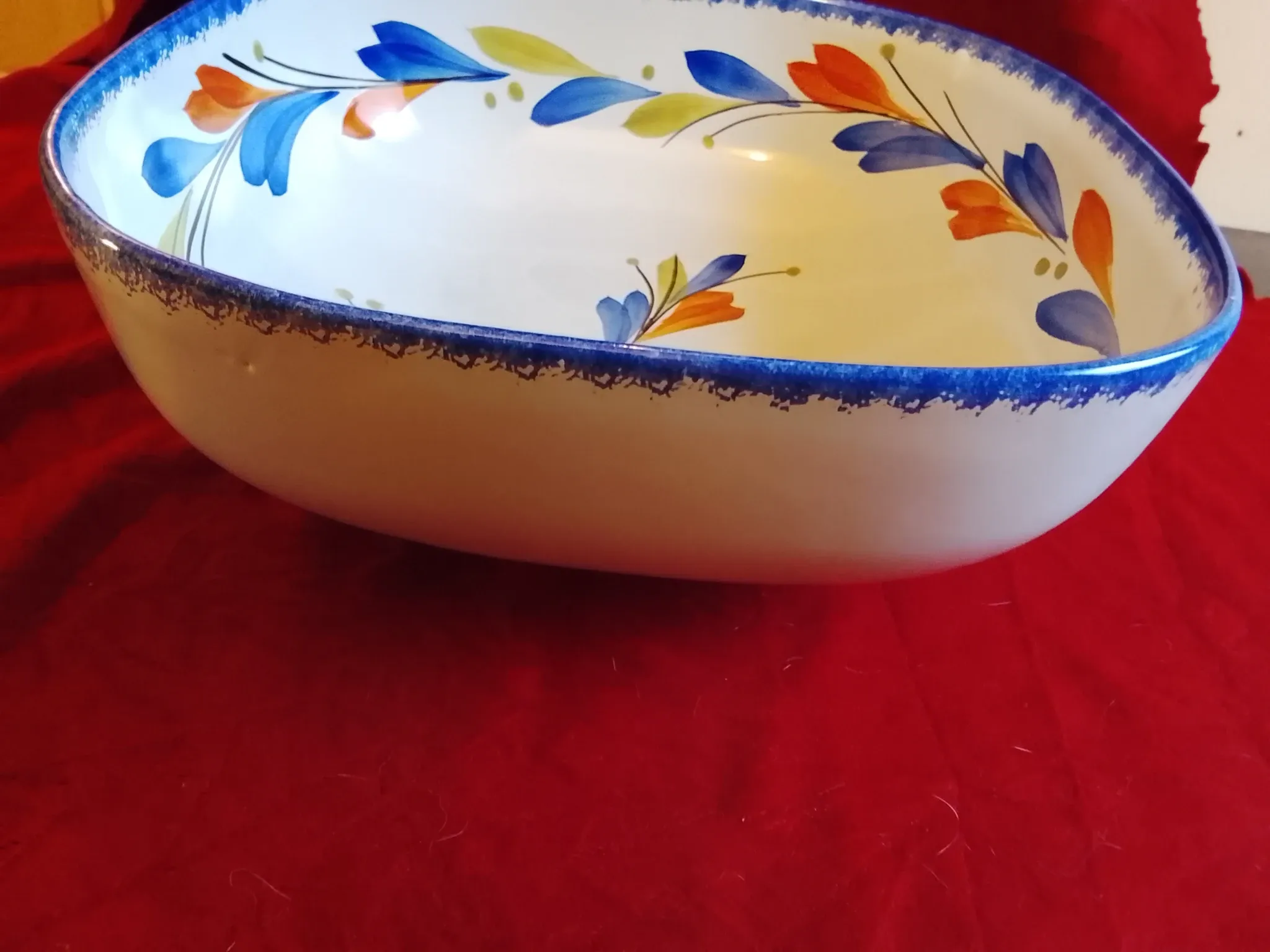 LARGE SQUARE SALAD BOWL / FRUIT BOWL IN FAIENCE SIGNED "QUIMPER"