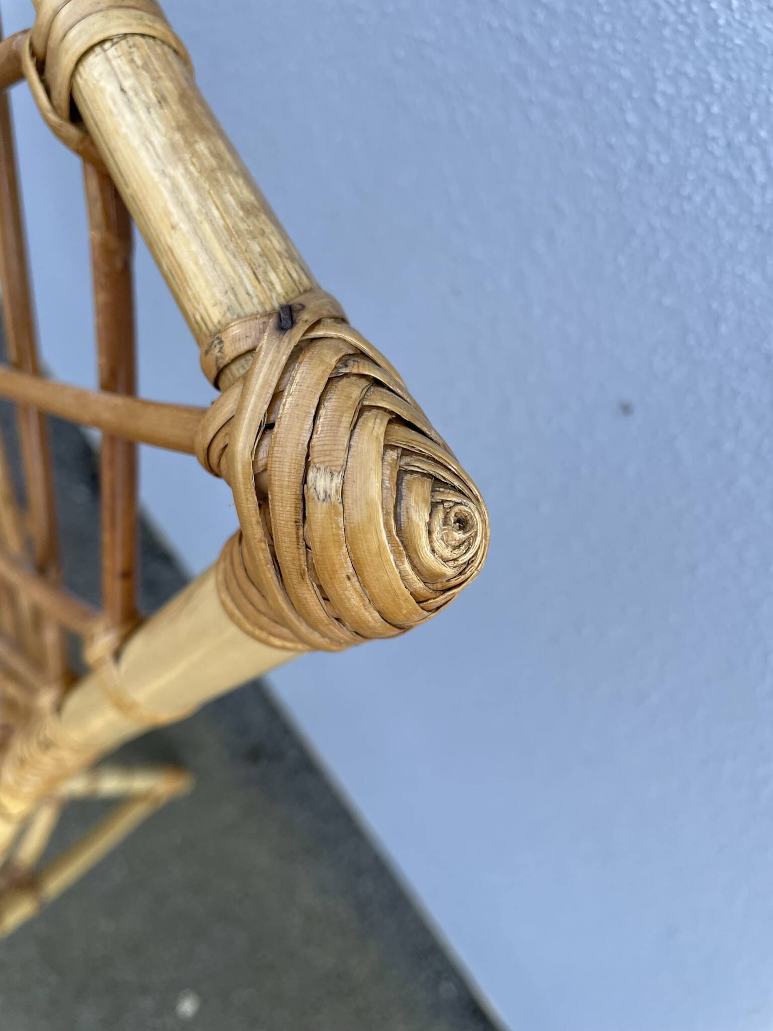 Chaises en rotin  à croisillons