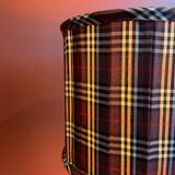 Lamp base in gilded brass, oval silk lampshade with a checkered pattern in burgundy.