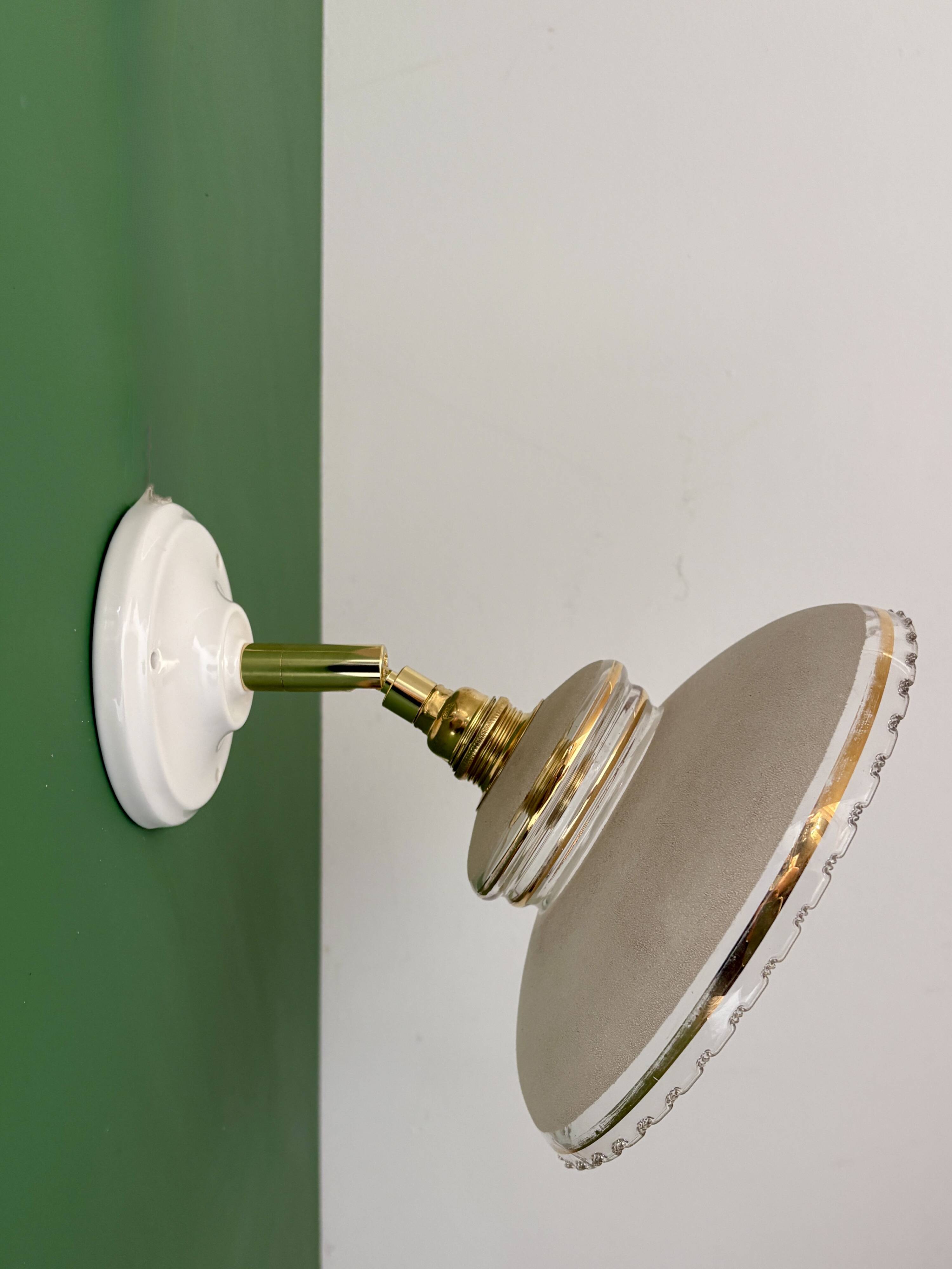 Vintage wall lamp with white and gold granite glass shade