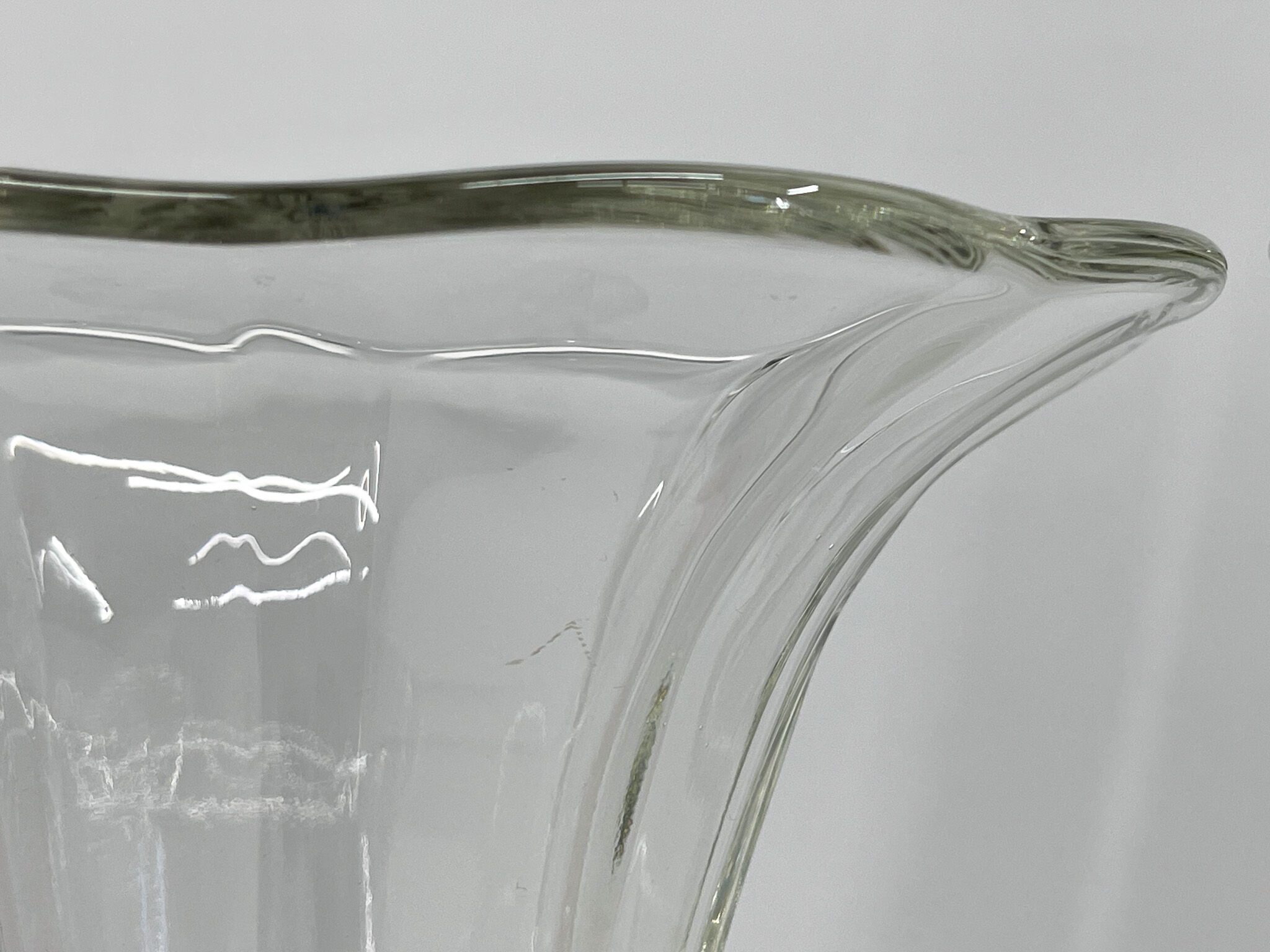 Set of Two Art Deco Dove Birds Glass Vases by Josef Feigl for Libochovice Glassworks, 1930s