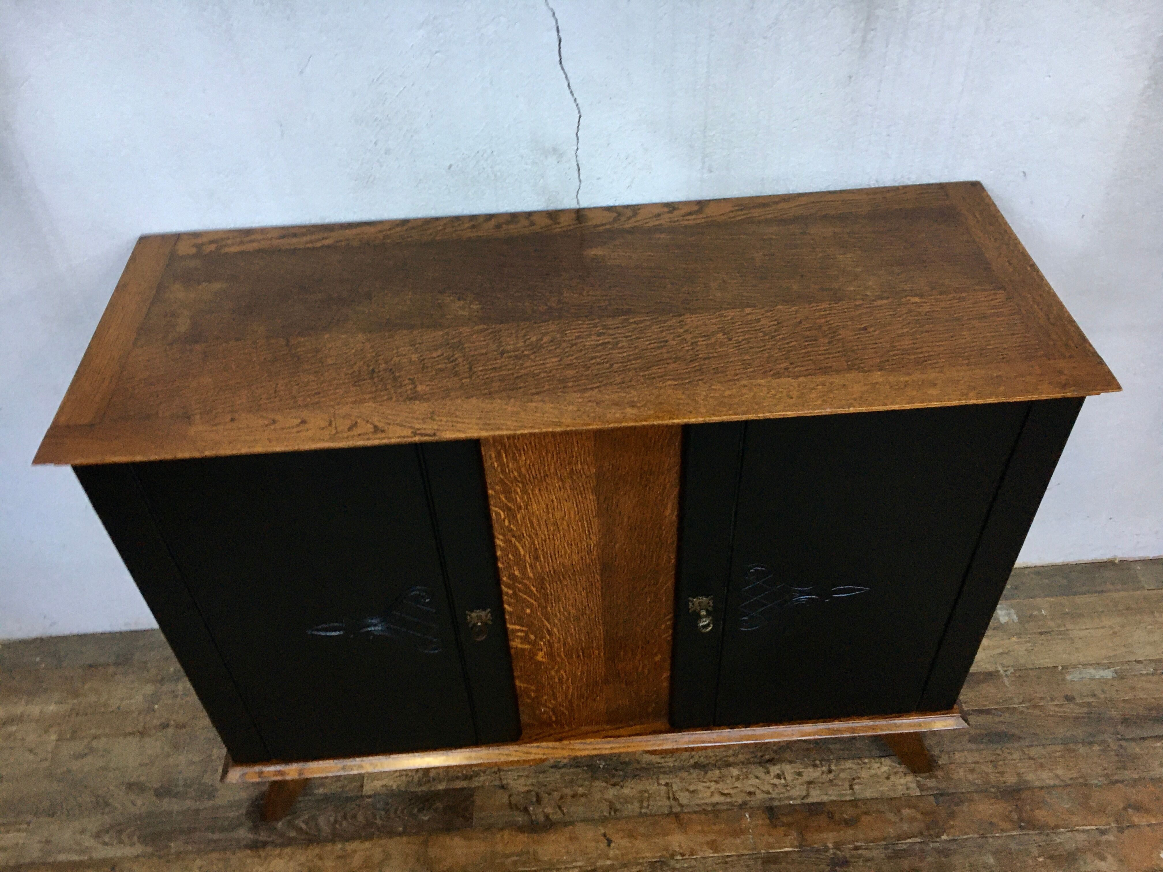 Vintage oak sideboard 1950/1960