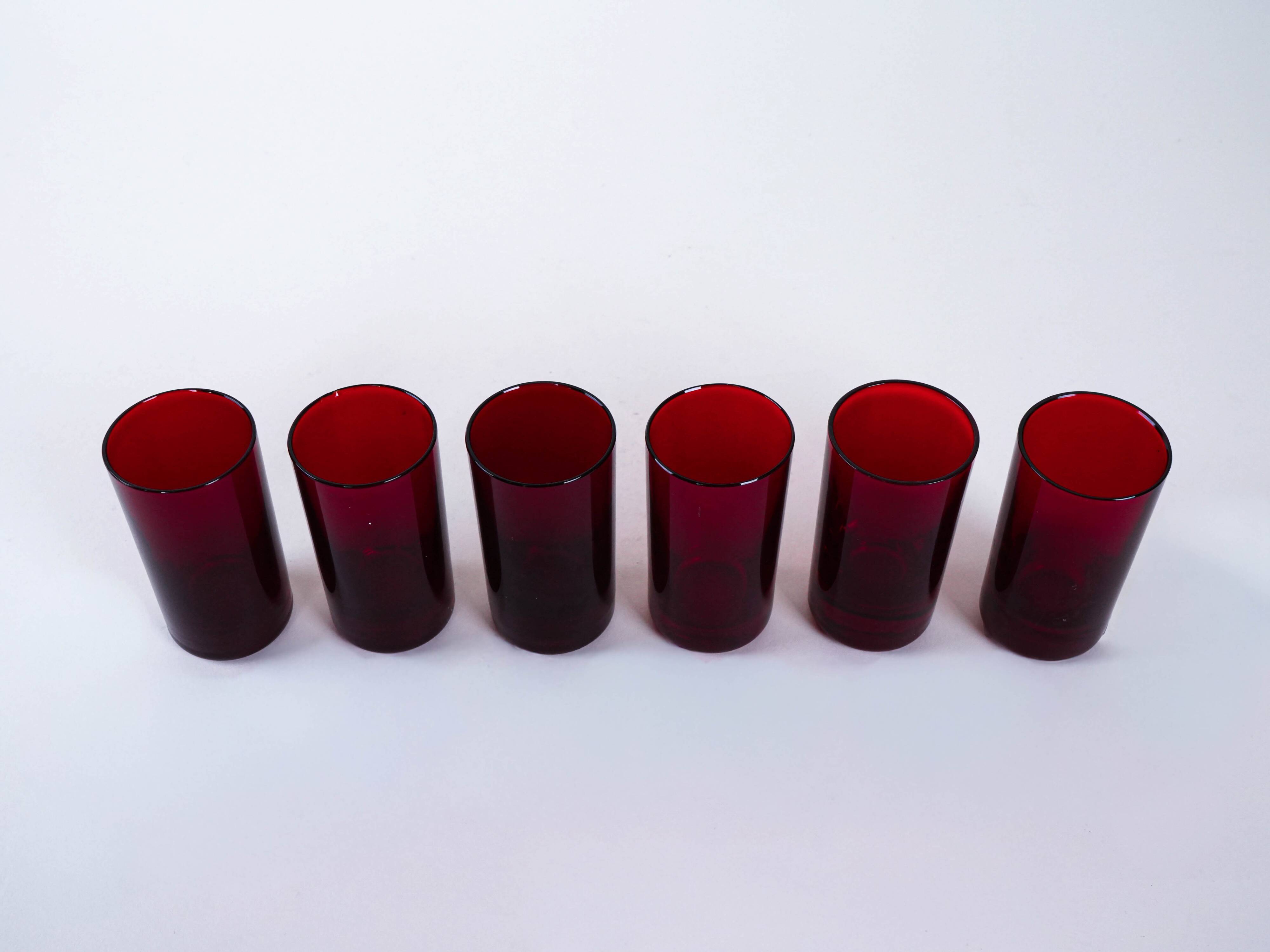 Set of ruby-coloured glasses, Italian design, 1970s, made in Italy