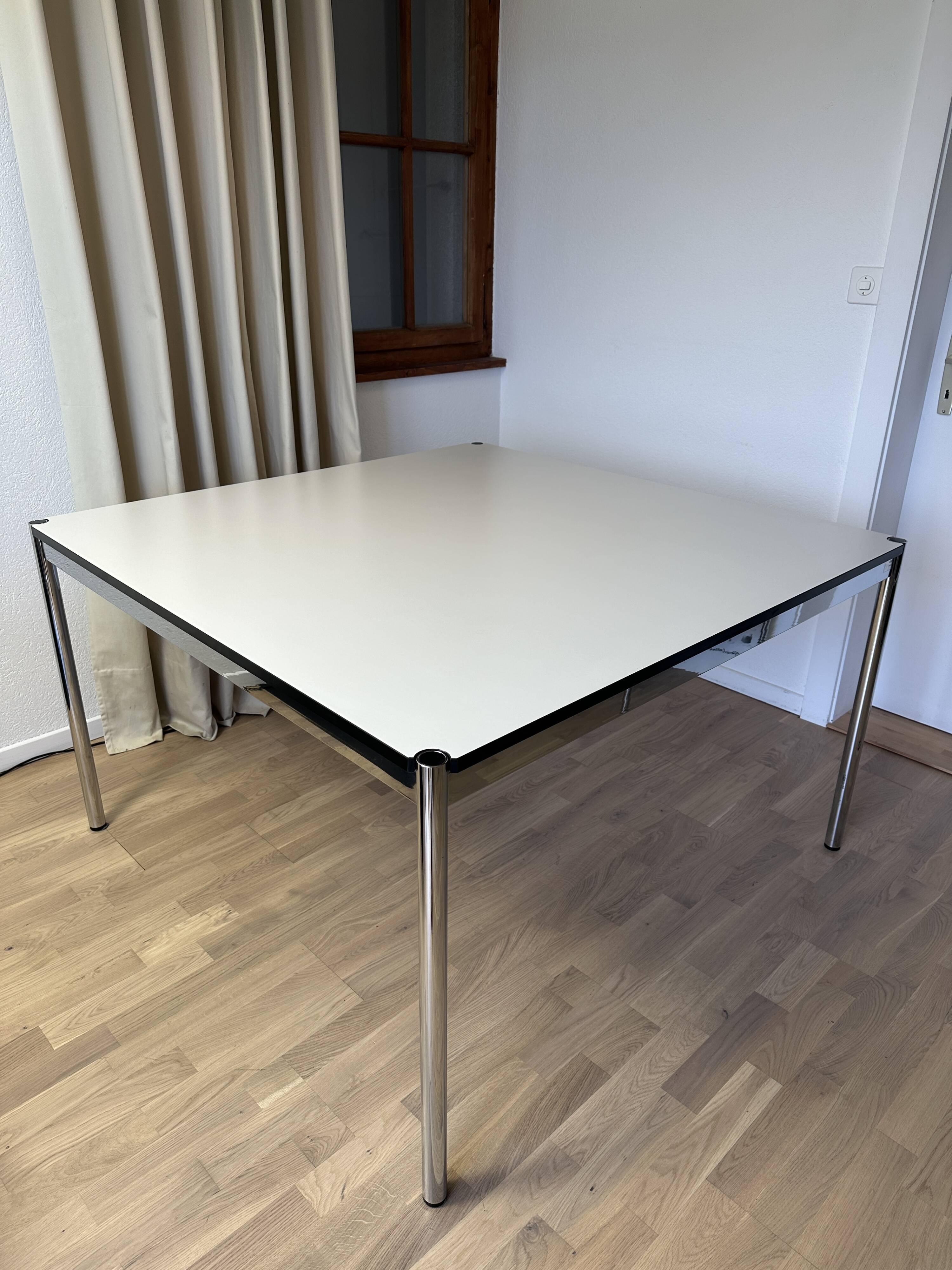 USM Haller table in pearl grey laminate