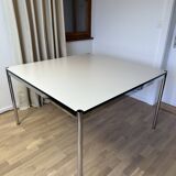 USM Haller table in pearl grey laminate