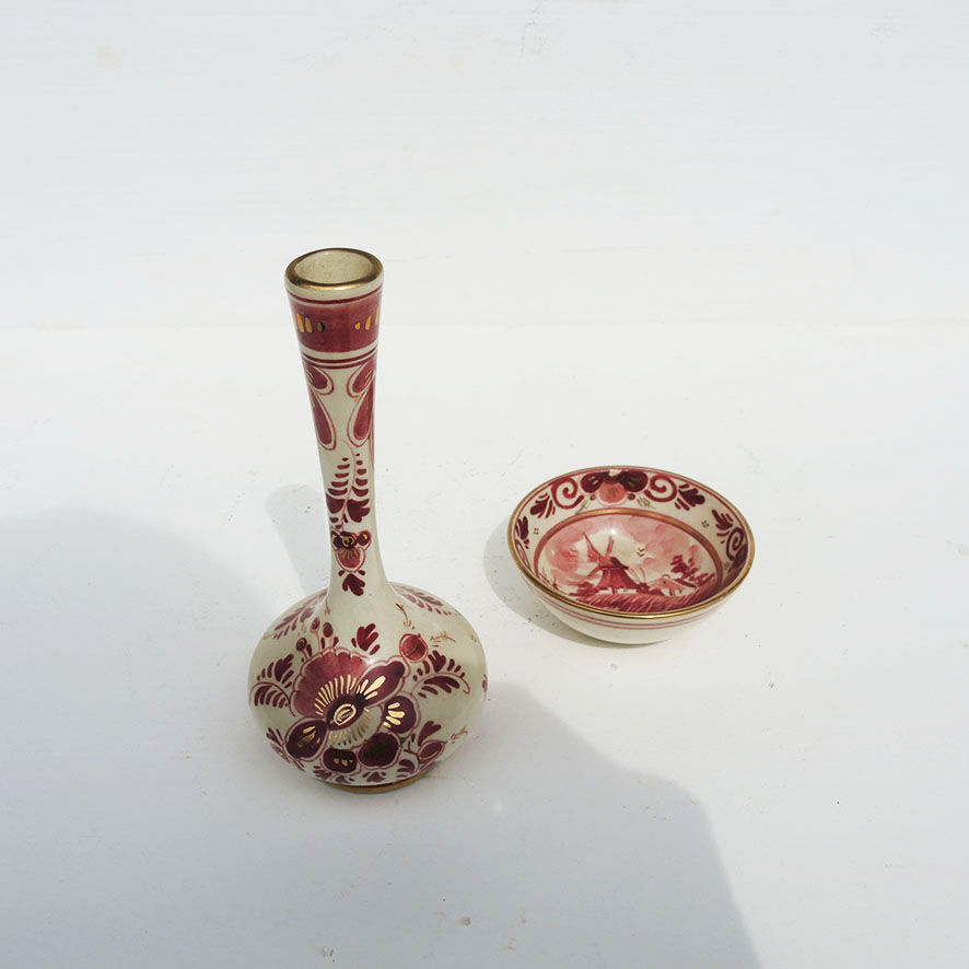 Antique vase & dish in red Delft pottery – Regina