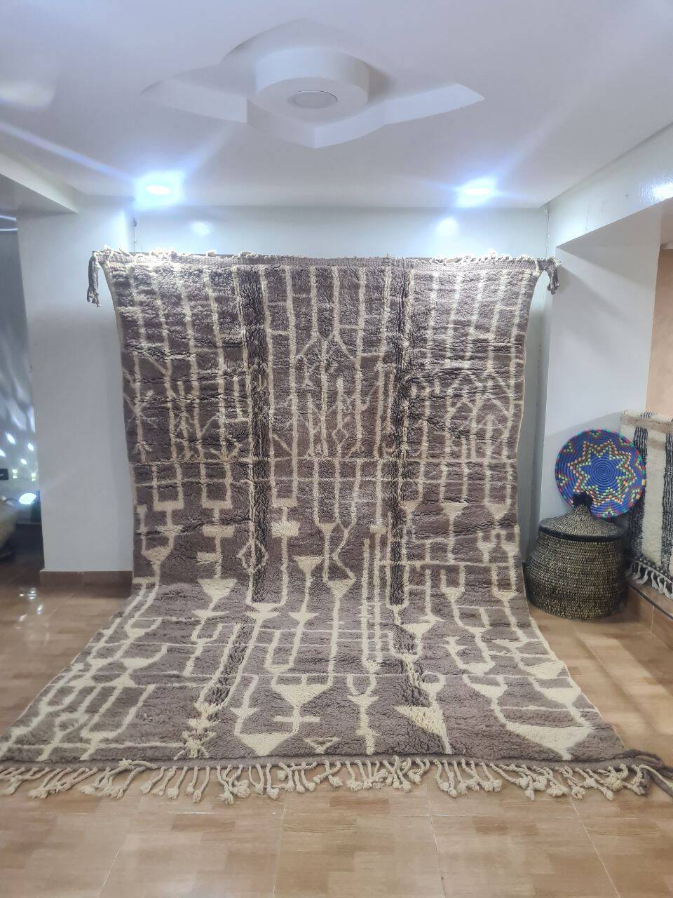 Large vintage MRIRT Berber rug in exceptional wool 300 x 200 cm