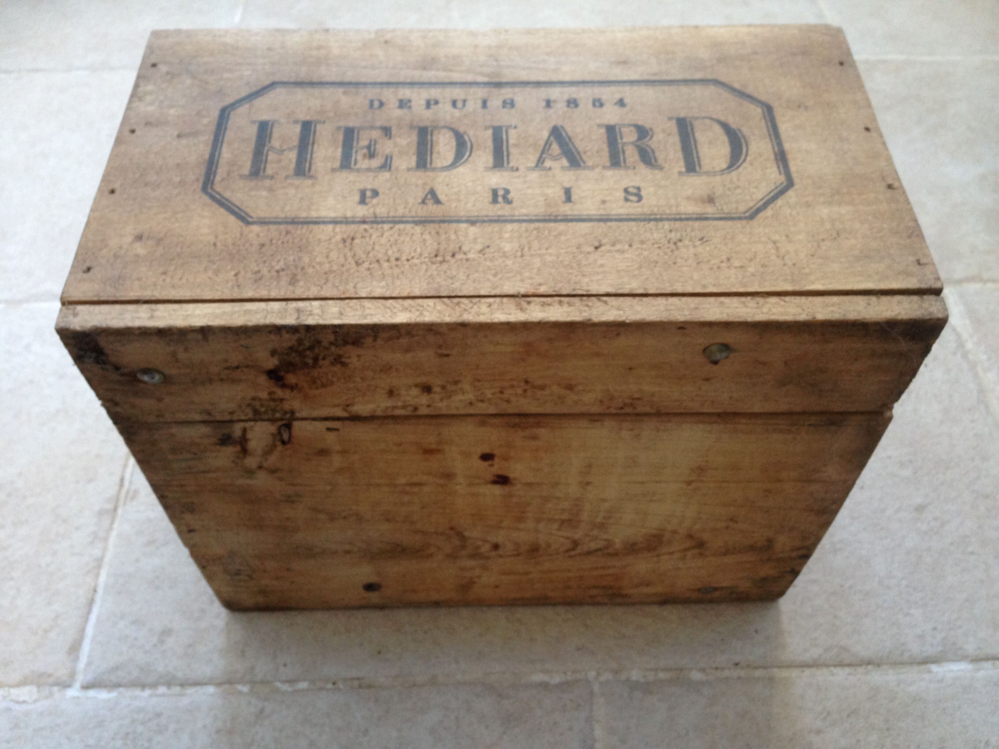 Hediard wooden crate