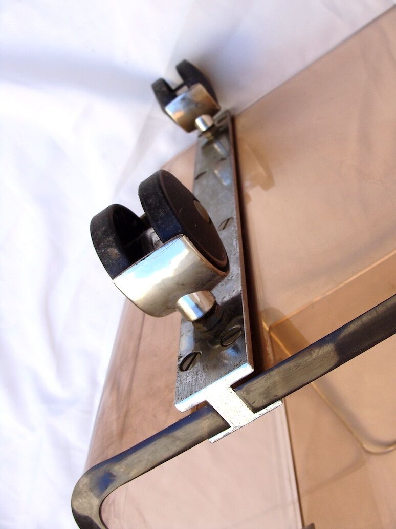 Plexiglas design rolling coffee table