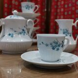 Service à café/thé en porcelaine blanc orné de fleurs bleues Chauvigny FD