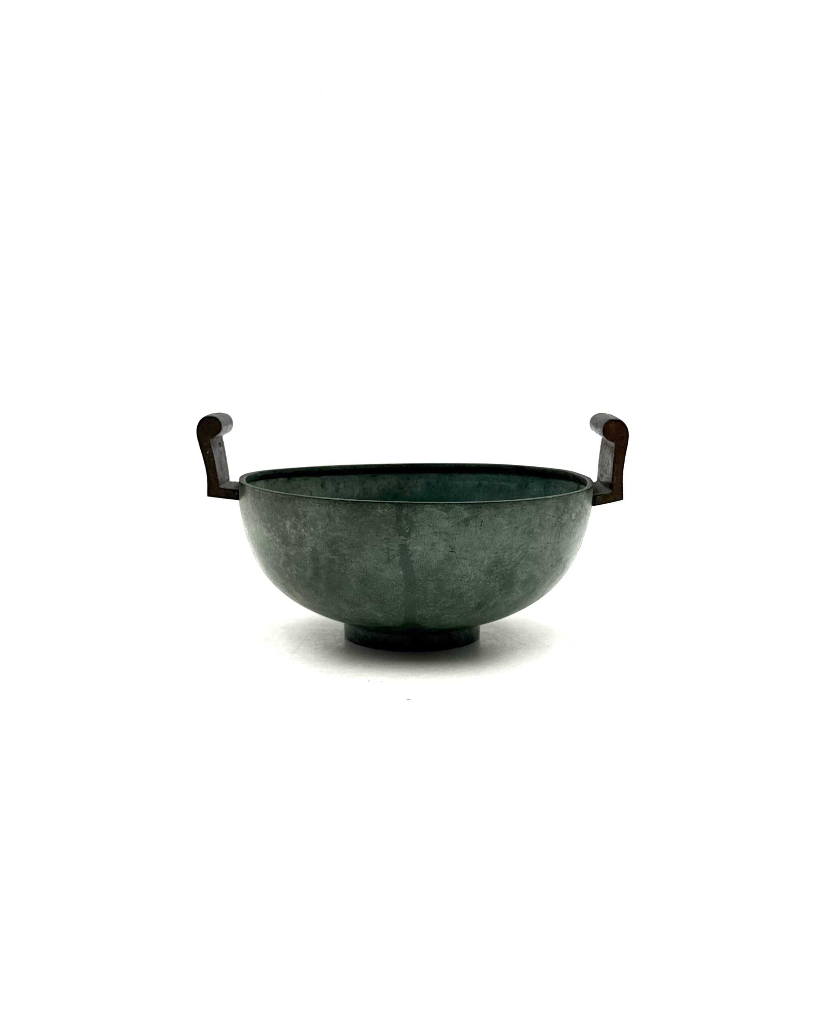 Art Deco bronze vase, Italy ca. 1930s