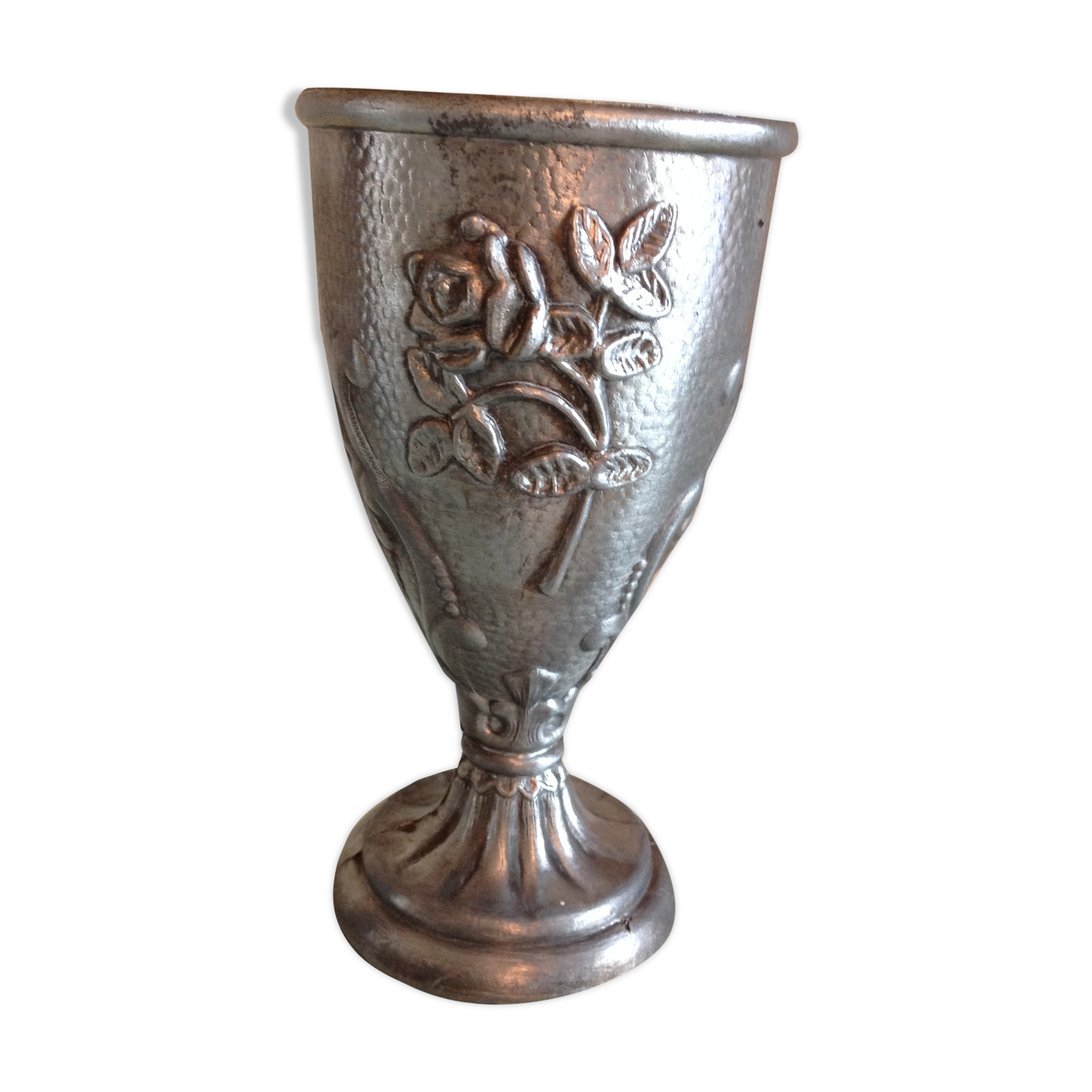 Art Deco style cup vase