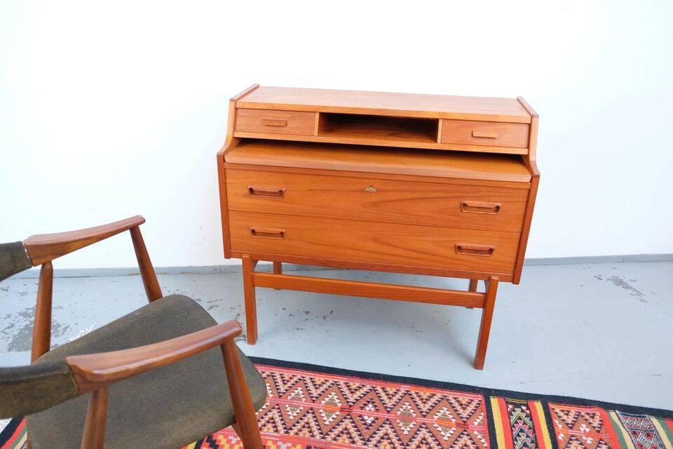 Iversen teak secretary, Danish style from the 1960s-70s.