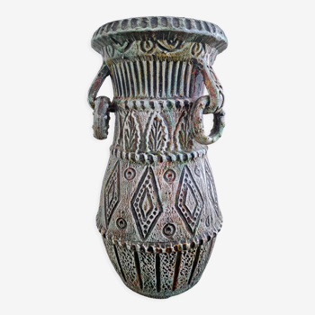 Vase in ceramic