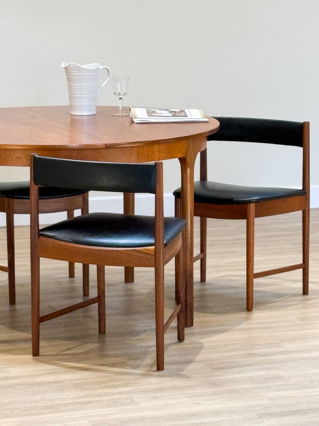 McIntosh Dunvegan Teak Dining Set – Round Extending Table & 4 Chairs (1960s