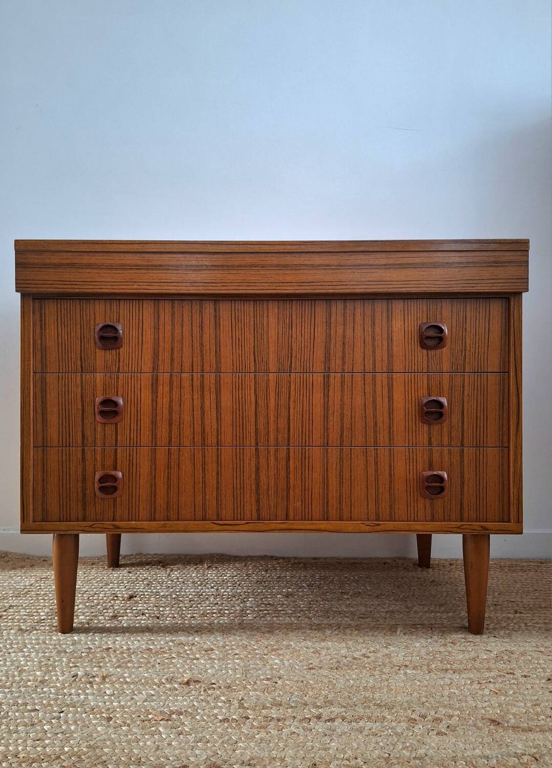 Vintage dressing table, vintage antique furniture
