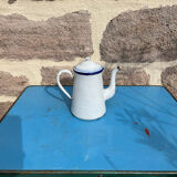 Enamelled coffee maker