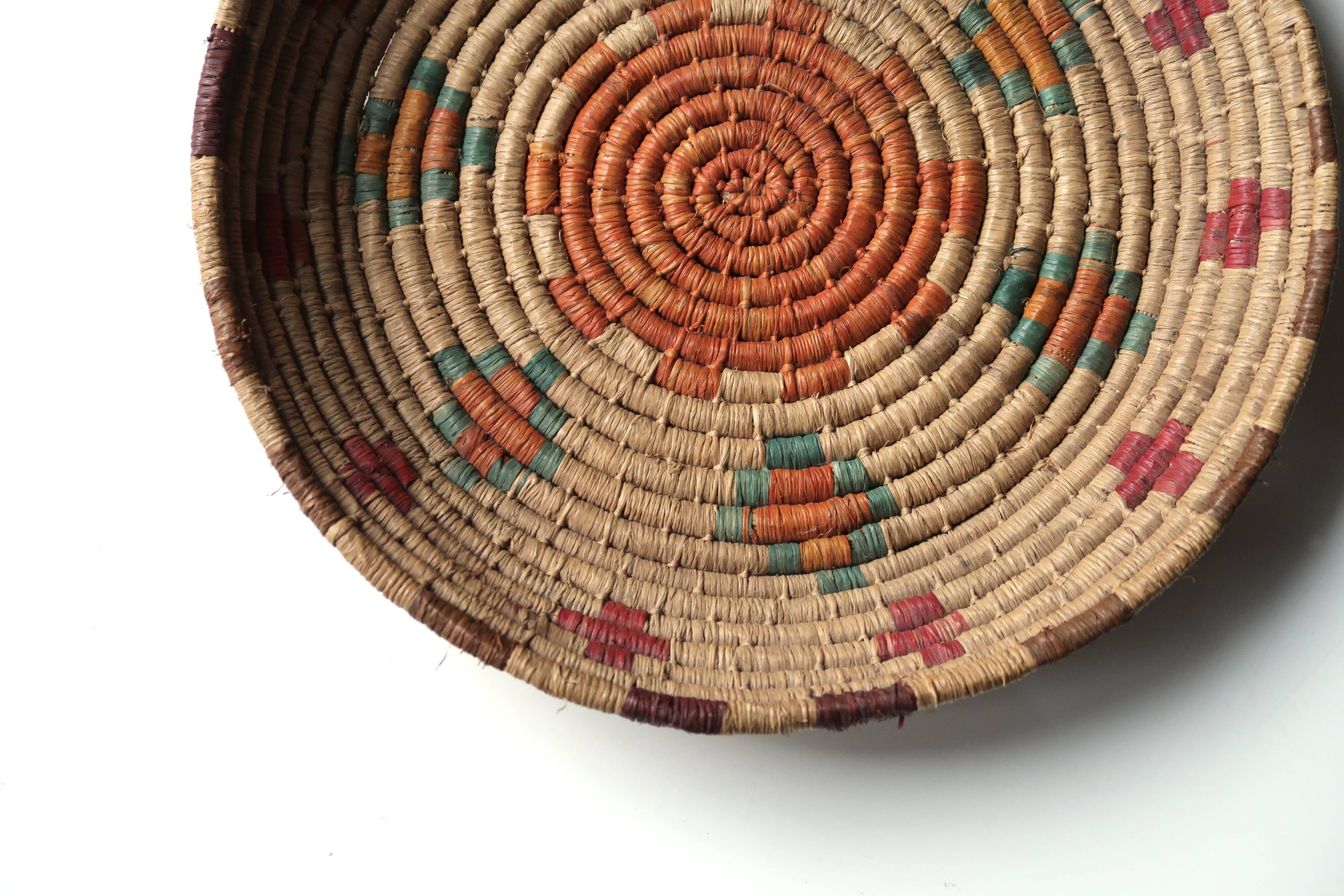 Empty braided pocket African, 70s