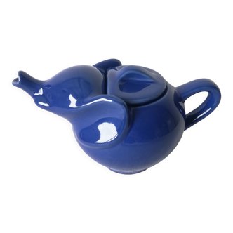Elephant teapot