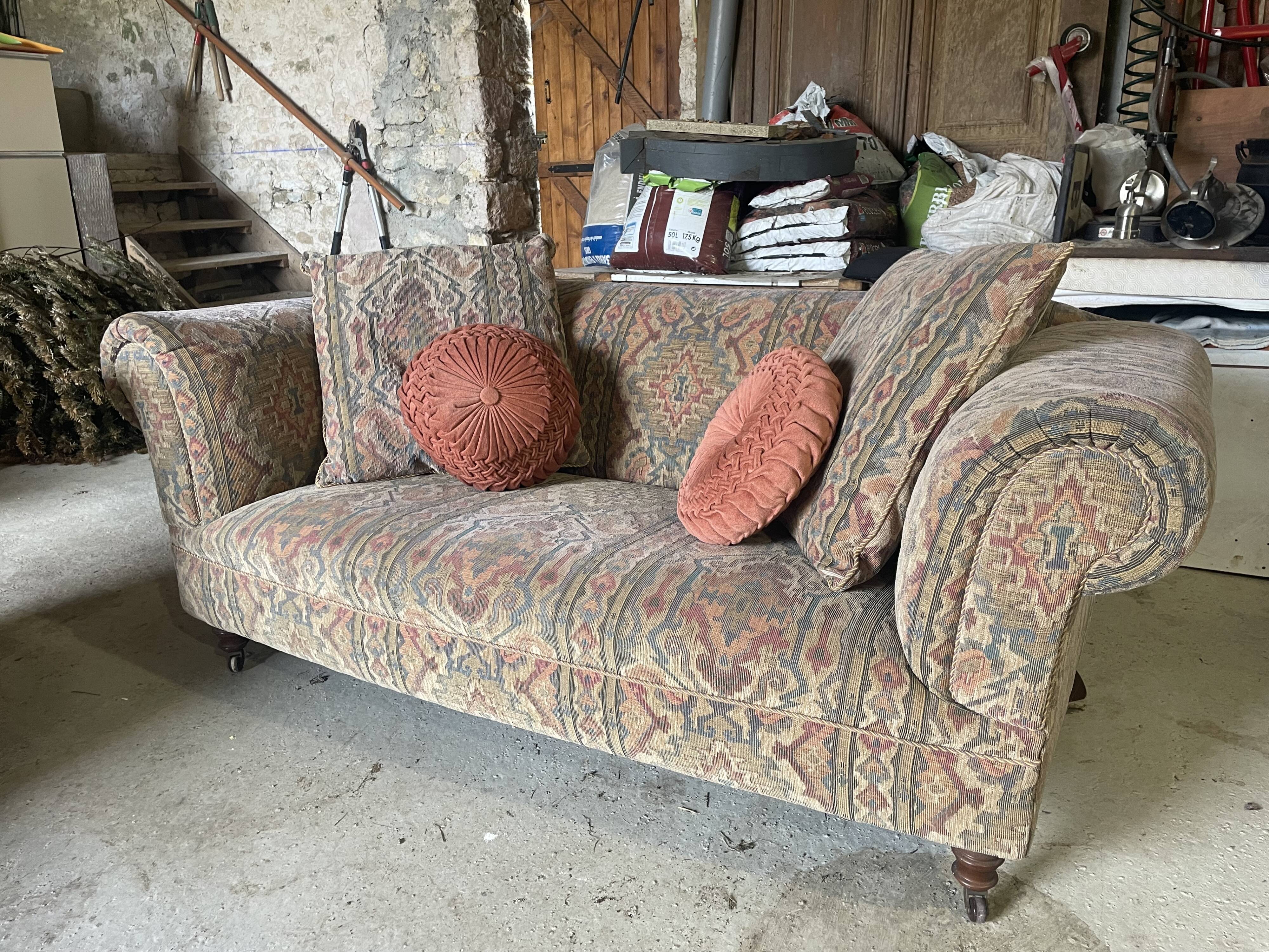 2-seater upholstered sofa