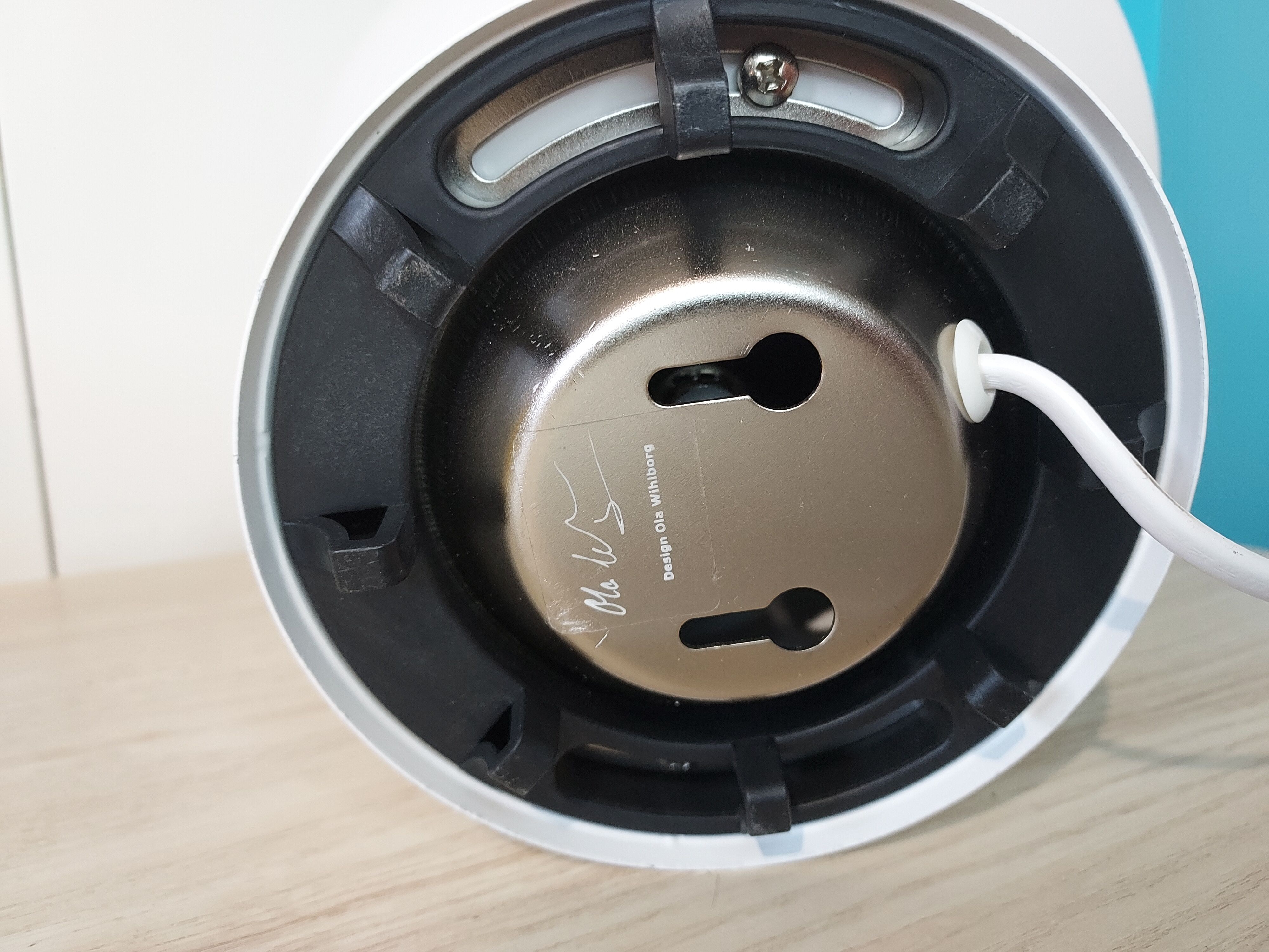 Ikea lamp applies Ola Wihlborg