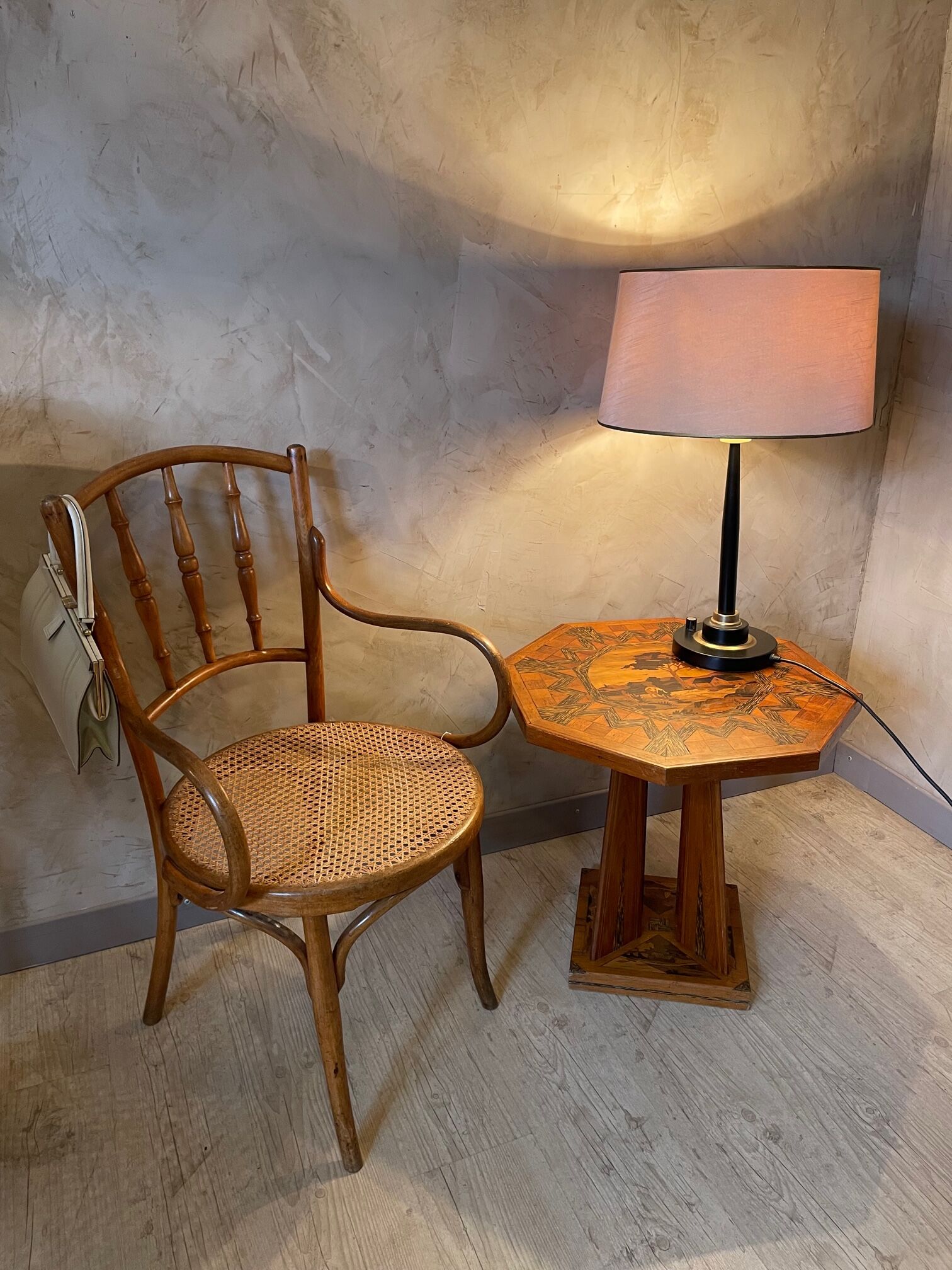 Table d'appoint marquetée