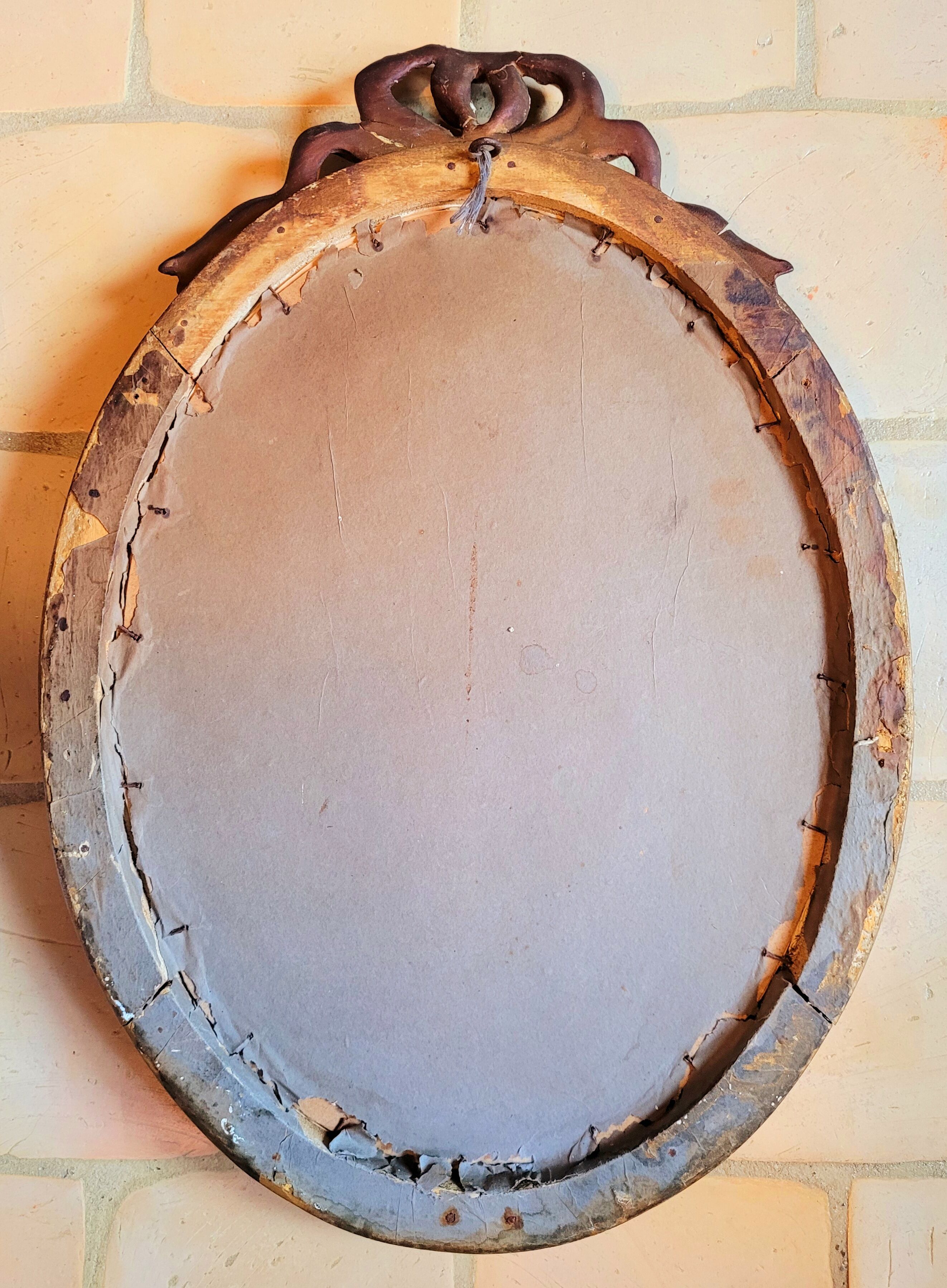 Old golden vintage oval frame Louis XVI