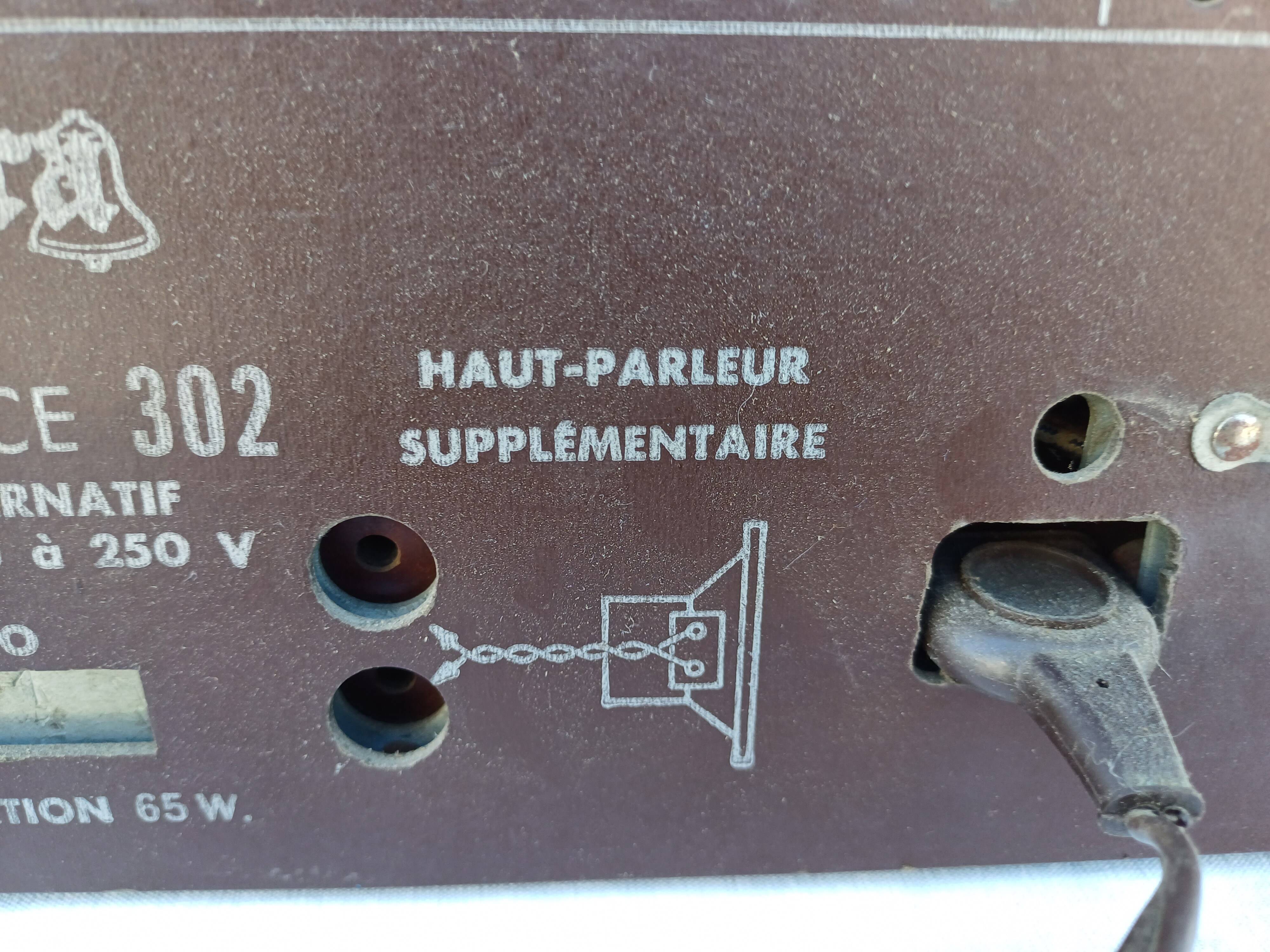 Radio Bakelite Sonora Excellence 302